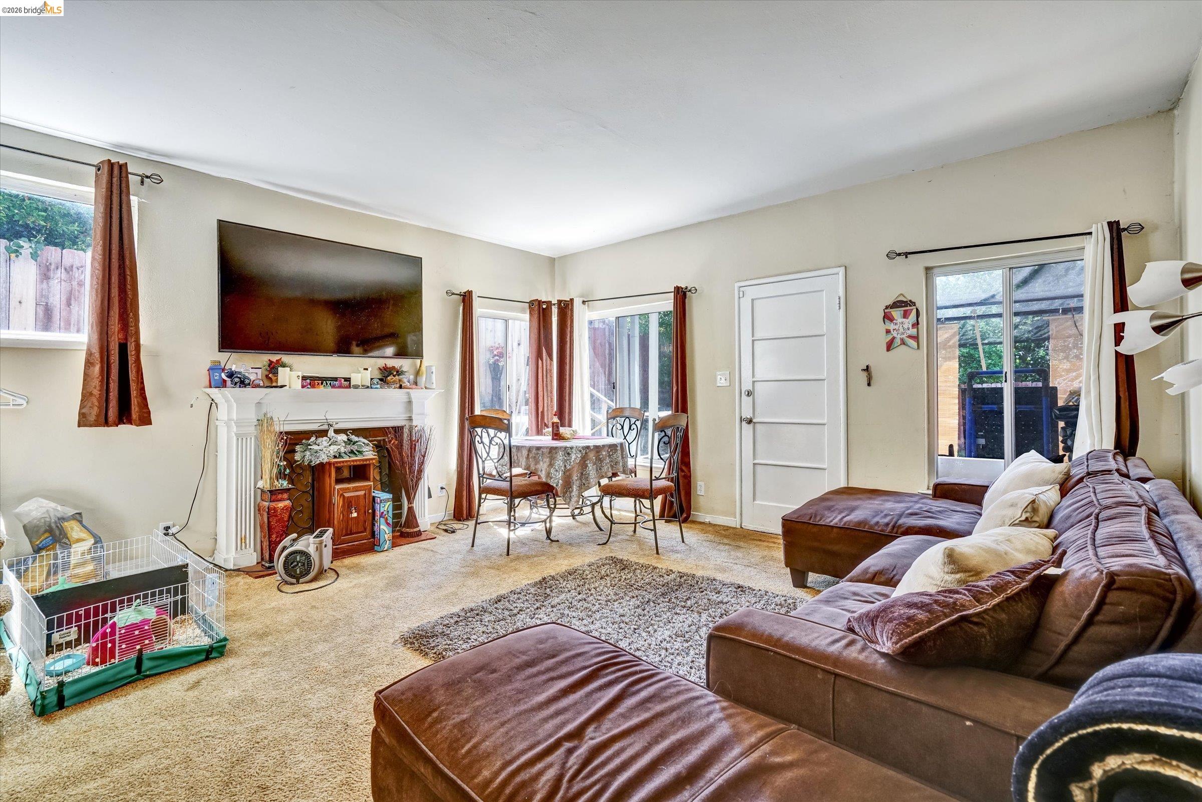 1390 Highland Blvd