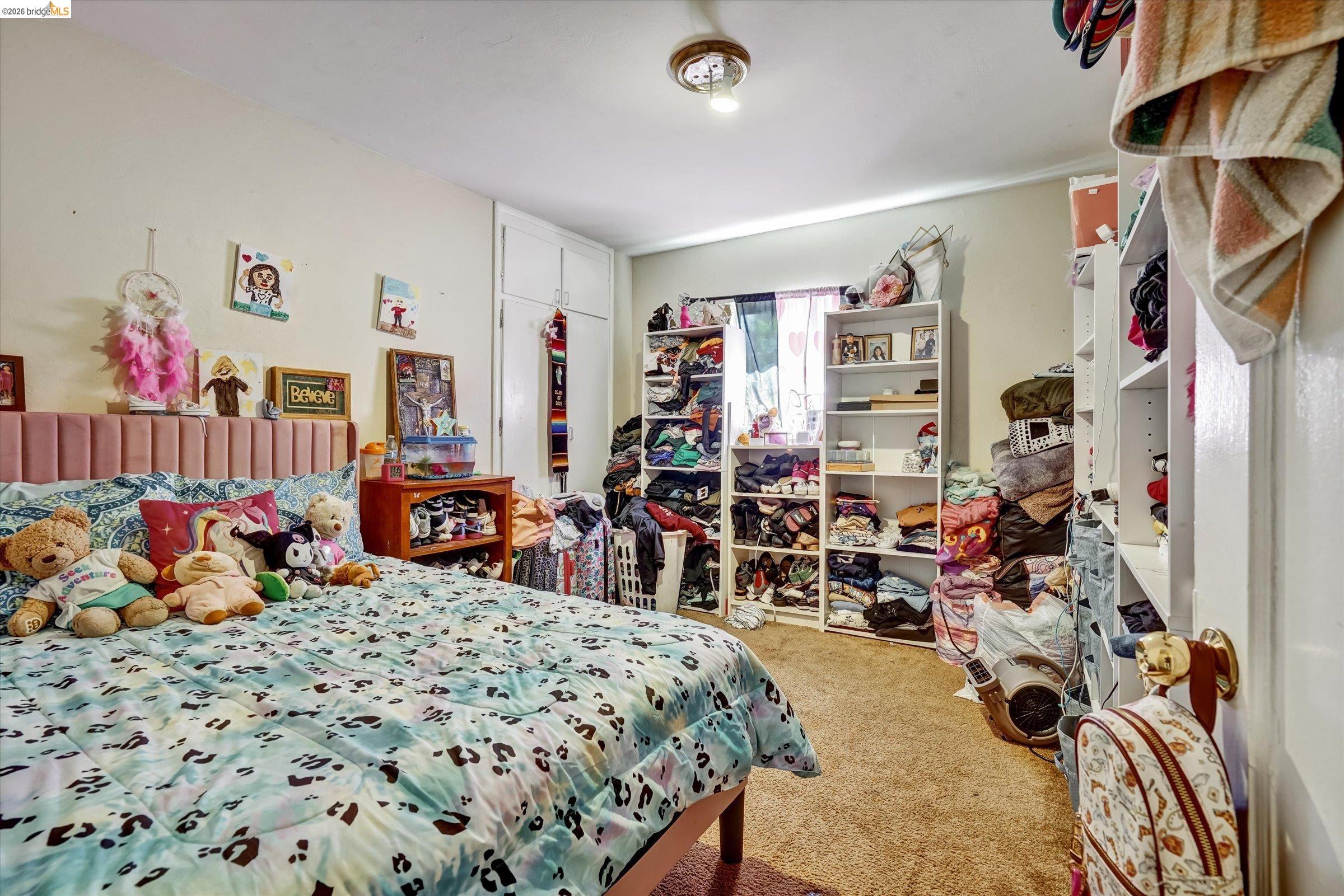 1390 Highland Blvd