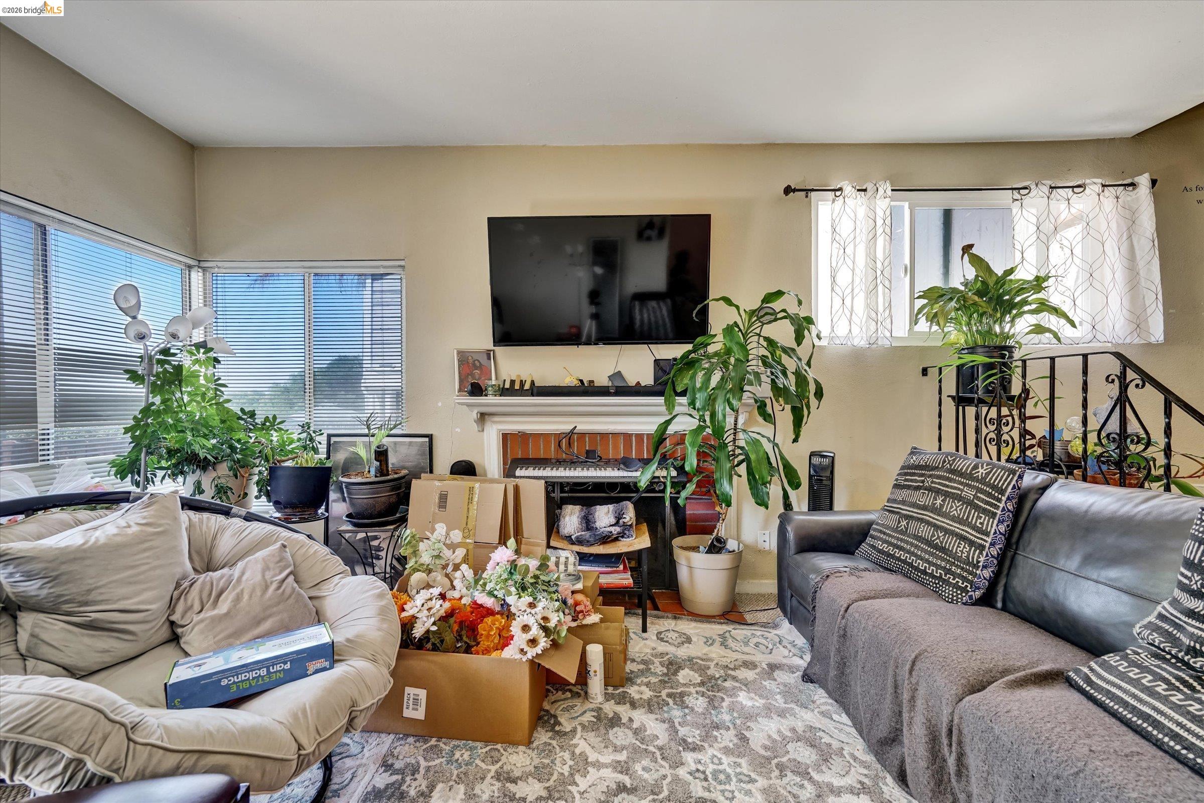 1390 Highland Blvd