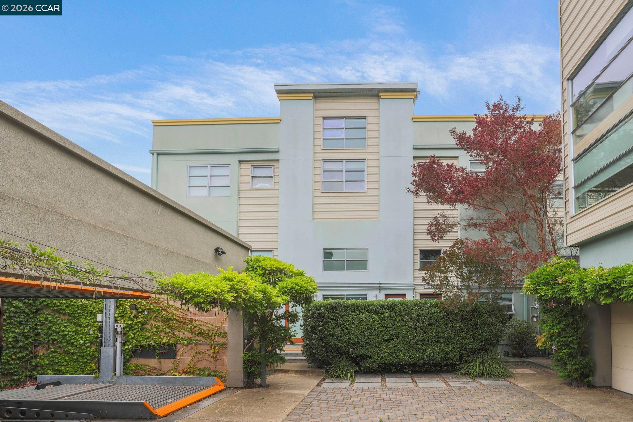 2841 7th Street
