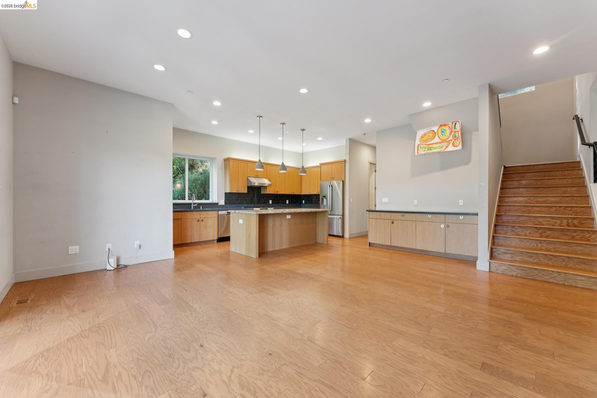 5917 Balboa