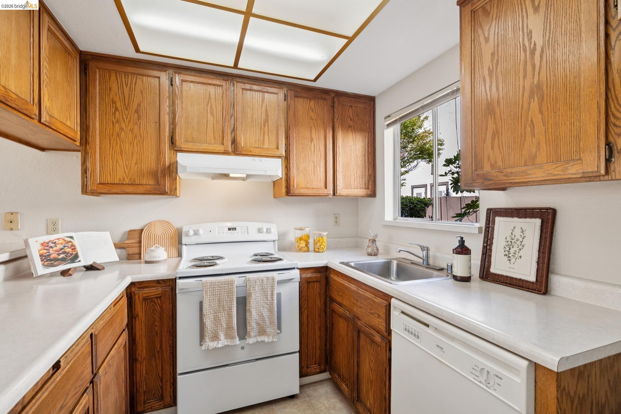 1563 Carpentier