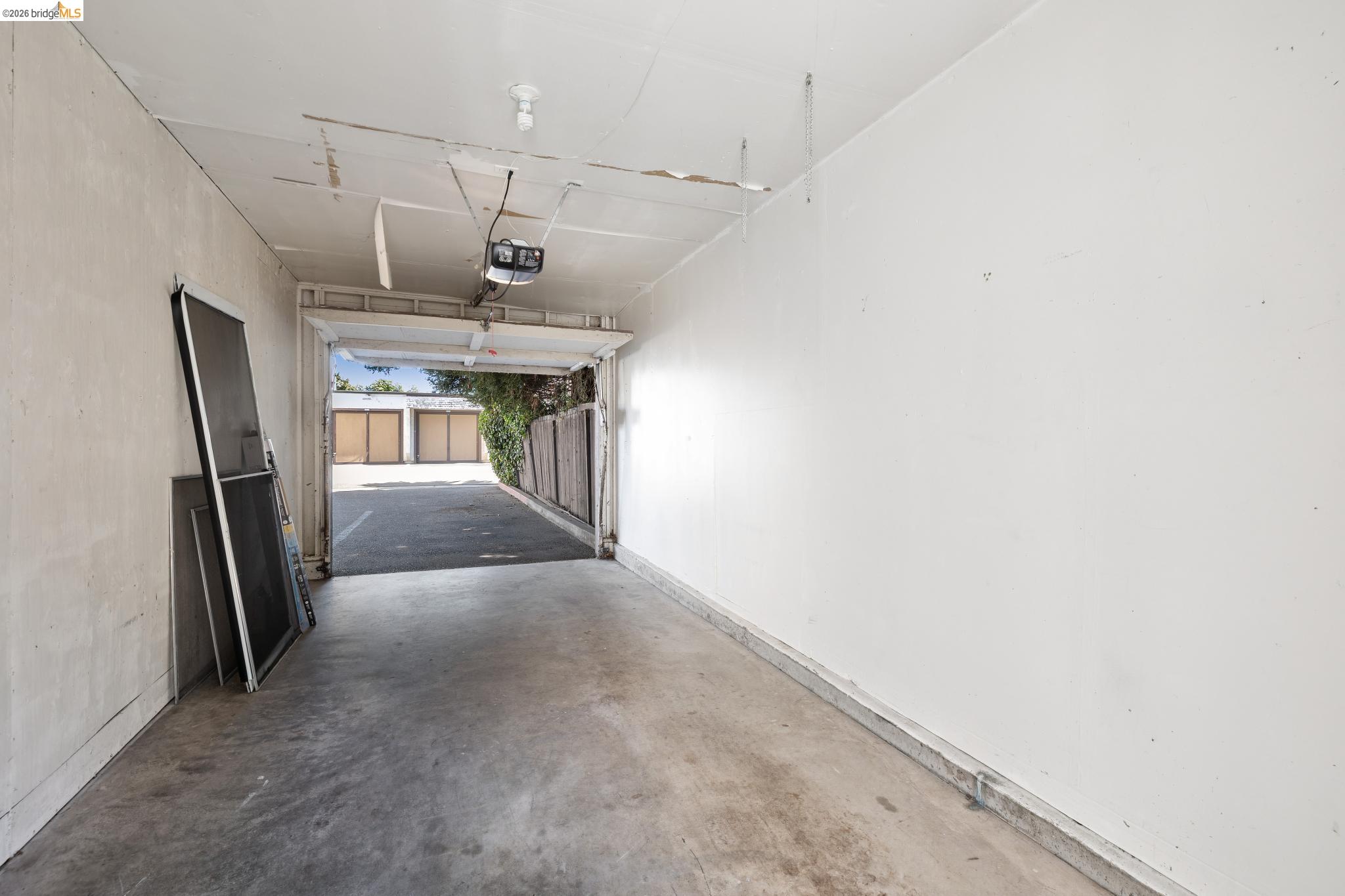 1563 Carpentier