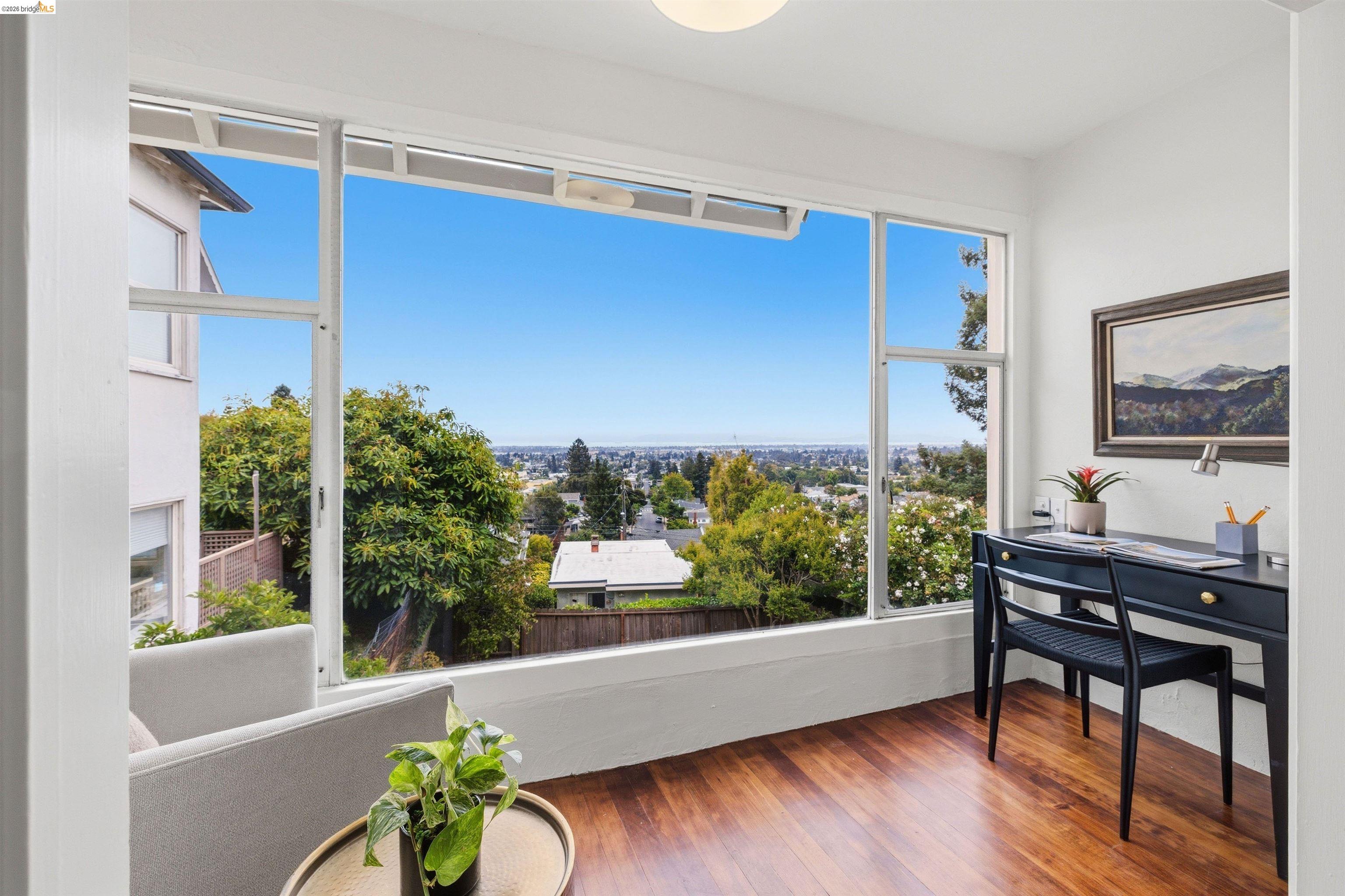 3631 Victor Ave