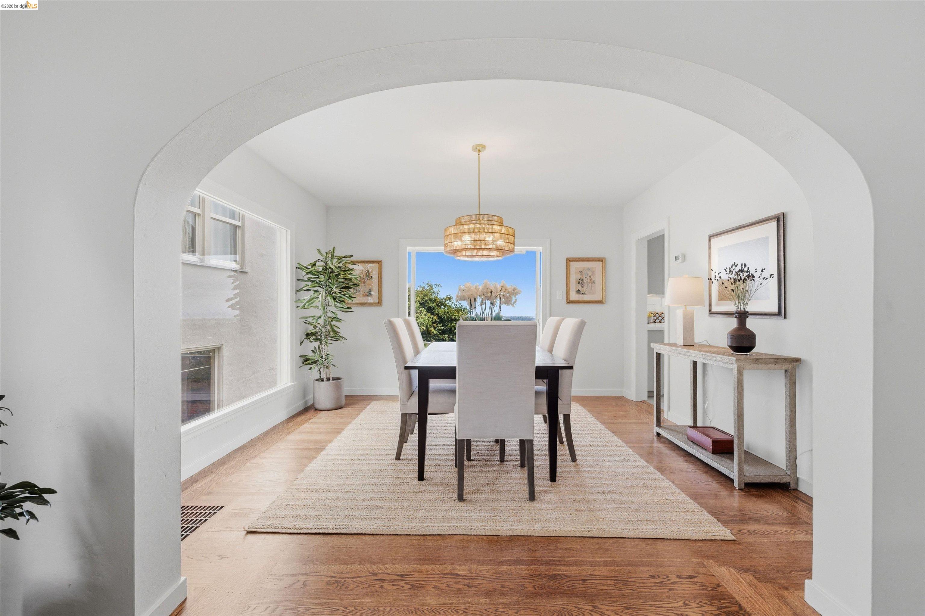 3631 Victor Ave