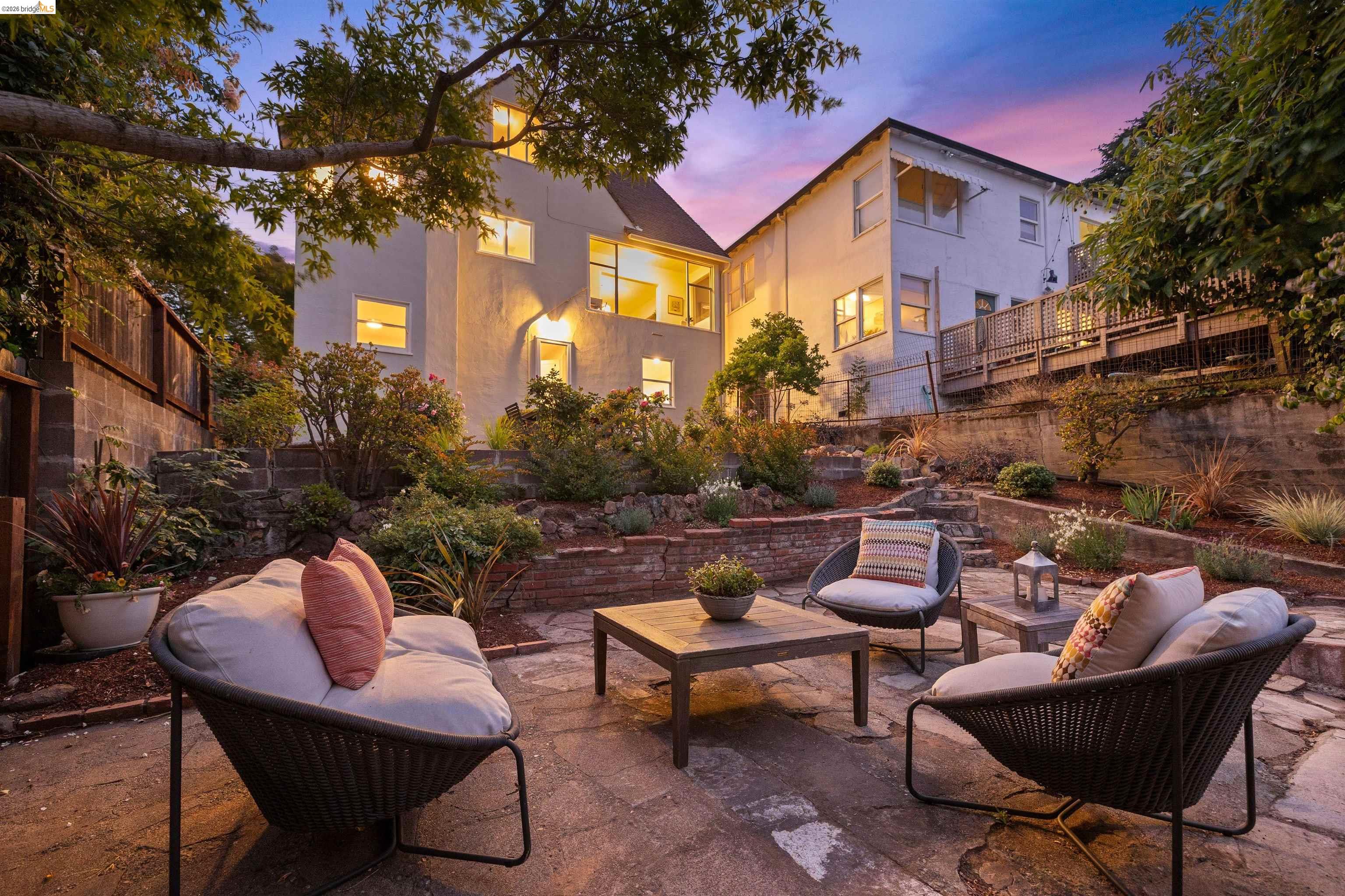 3631 Victor Ave