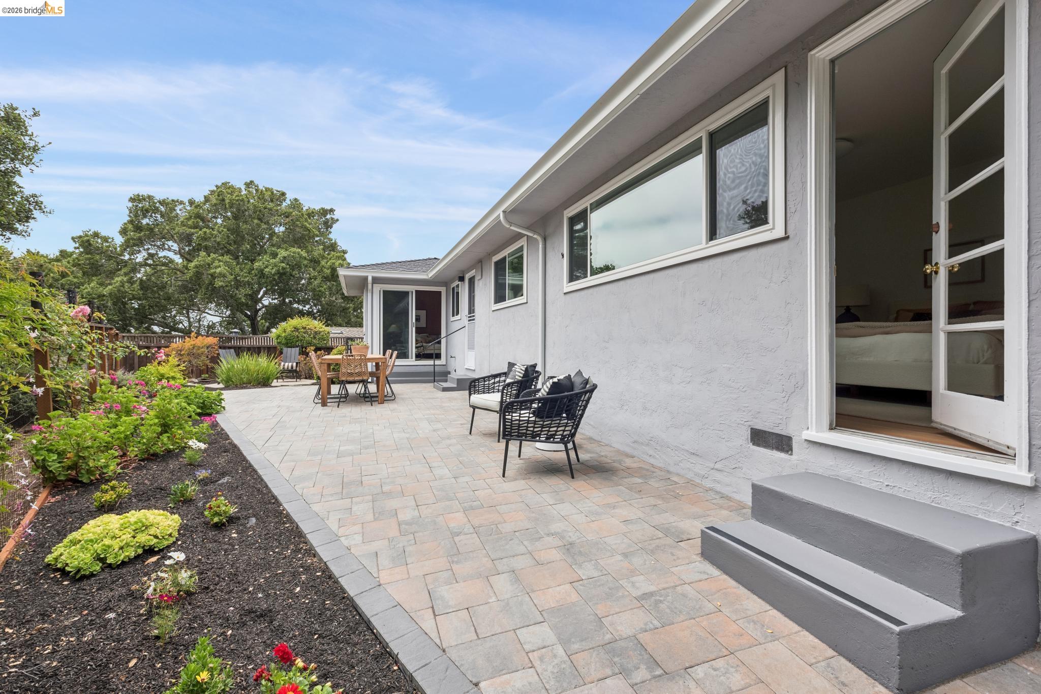 21 Orinda Vista Dr
