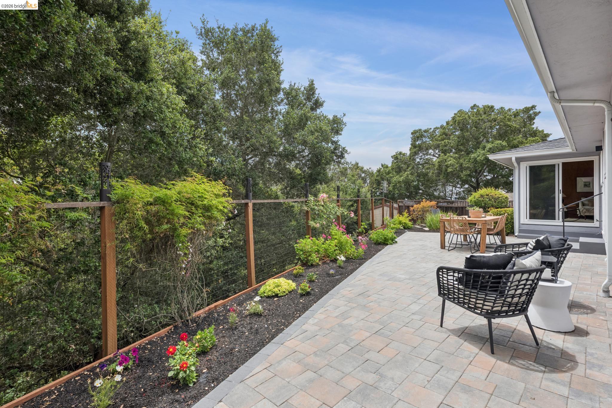 21 Orinda Vista Dr