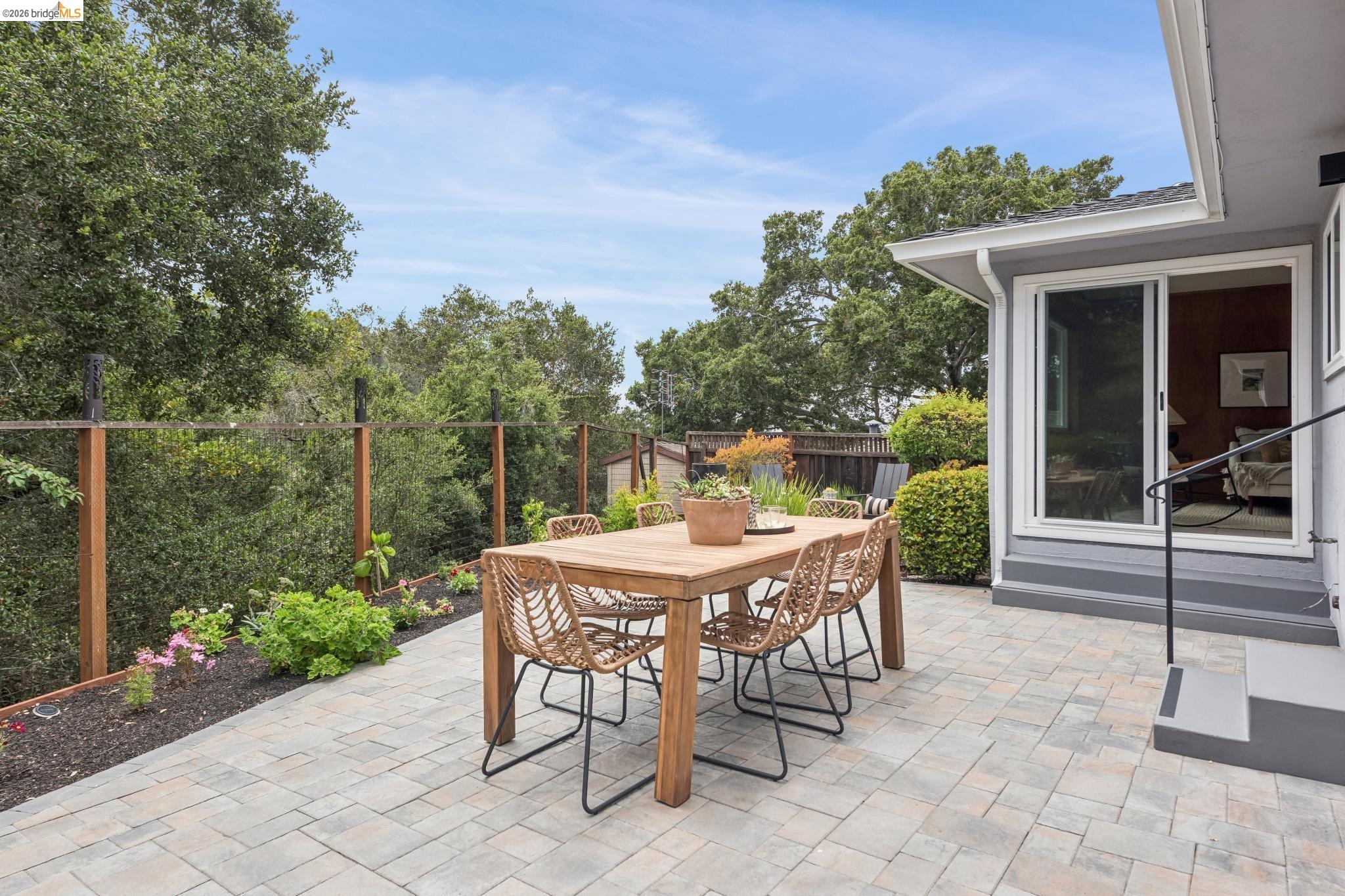 21 Orinda Vista Dr