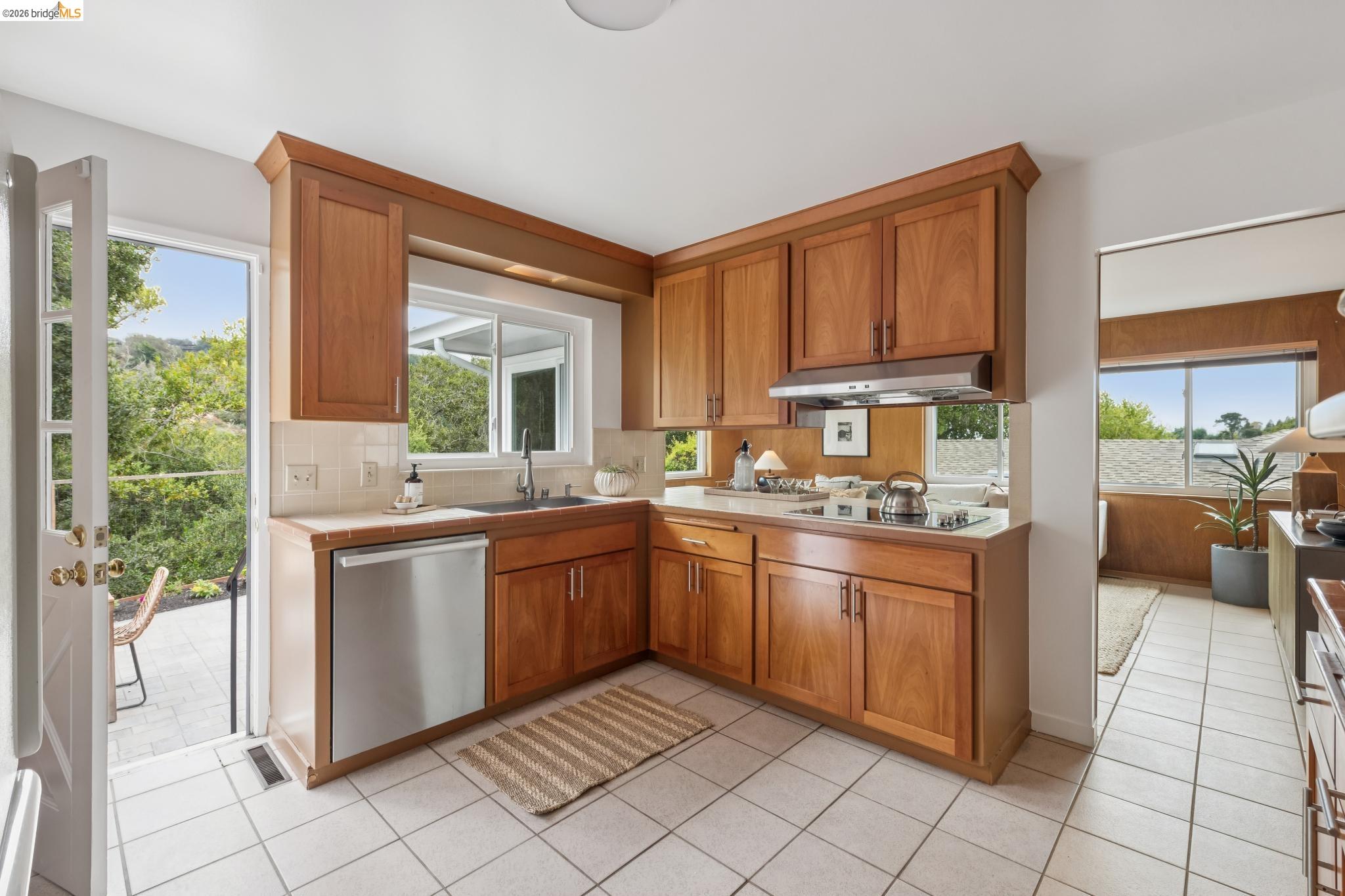 21 Orinda Vista Dr