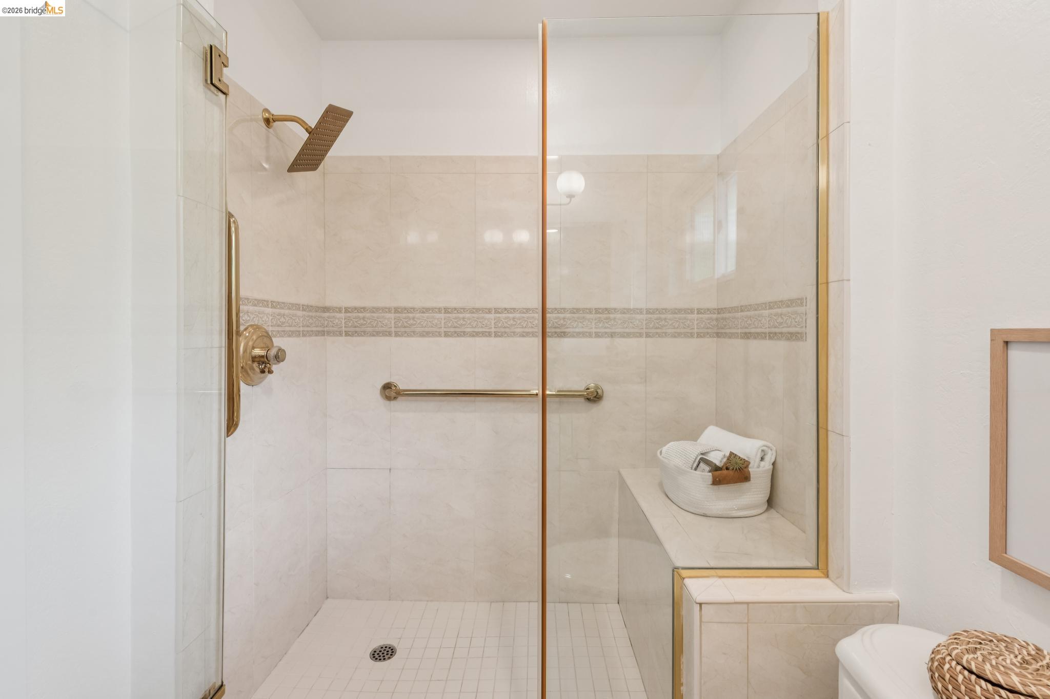 21 Orinda Vista Dr
