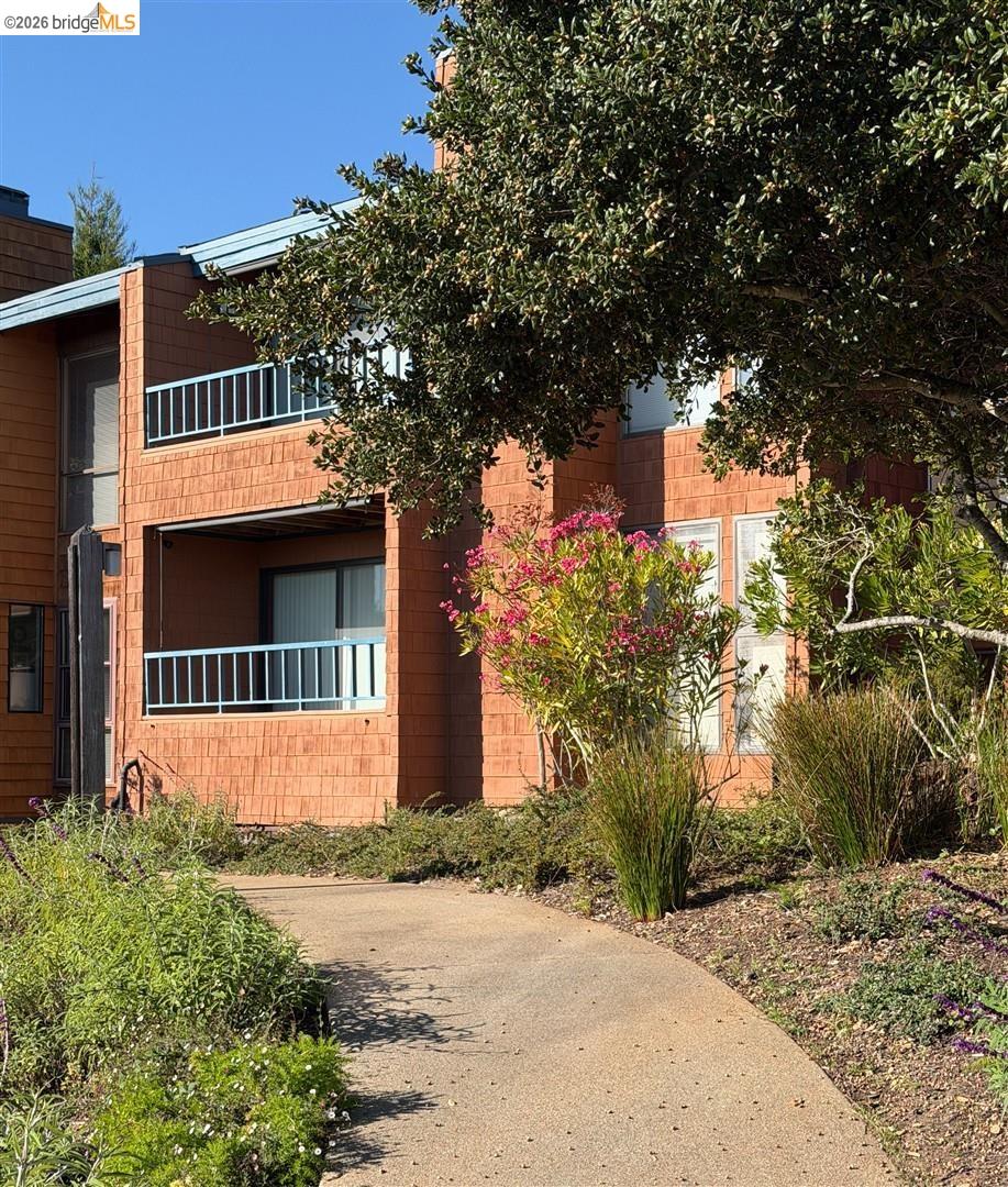 32 Sereno Circle