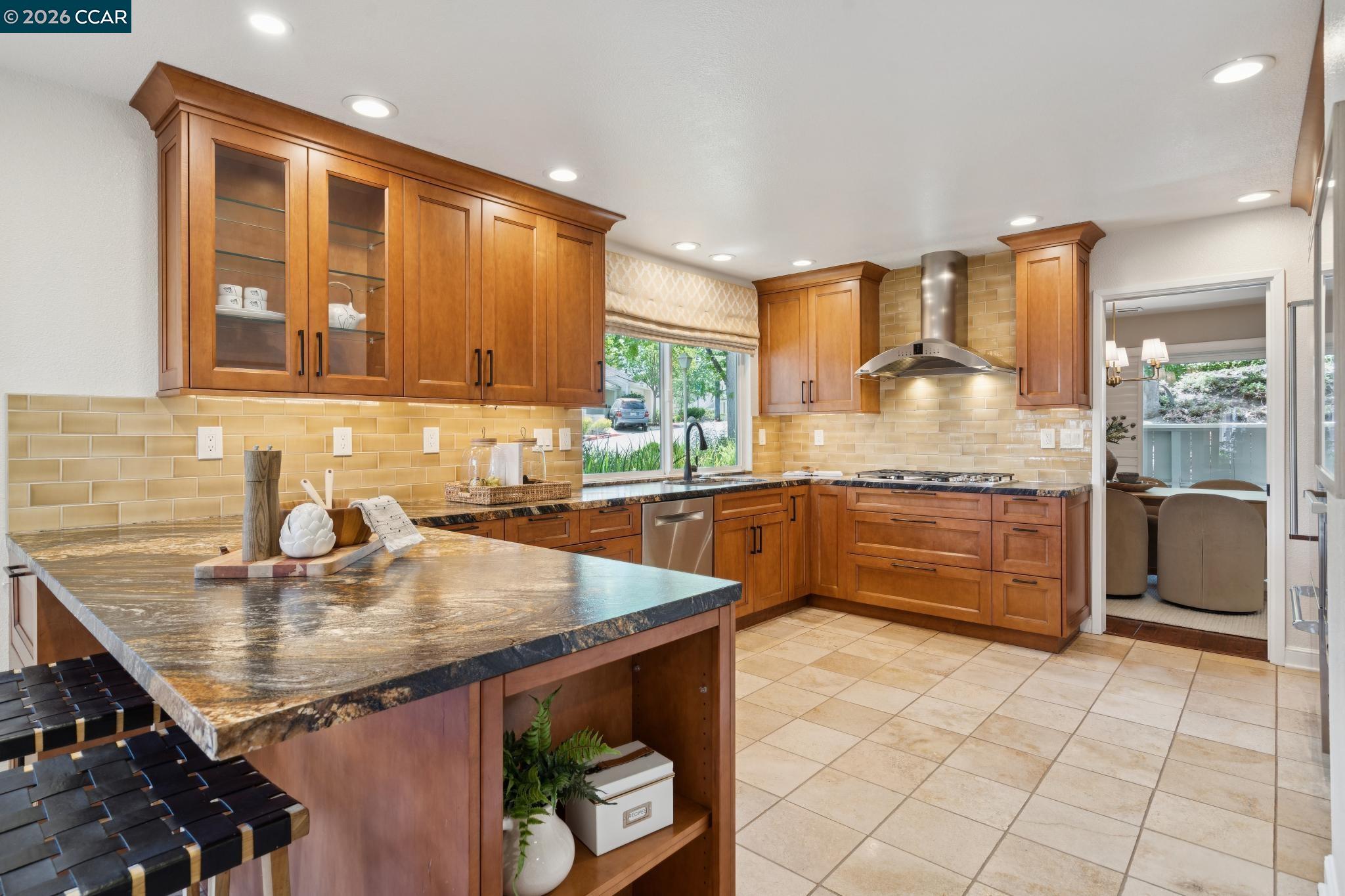 1560 Pyrenees Pl