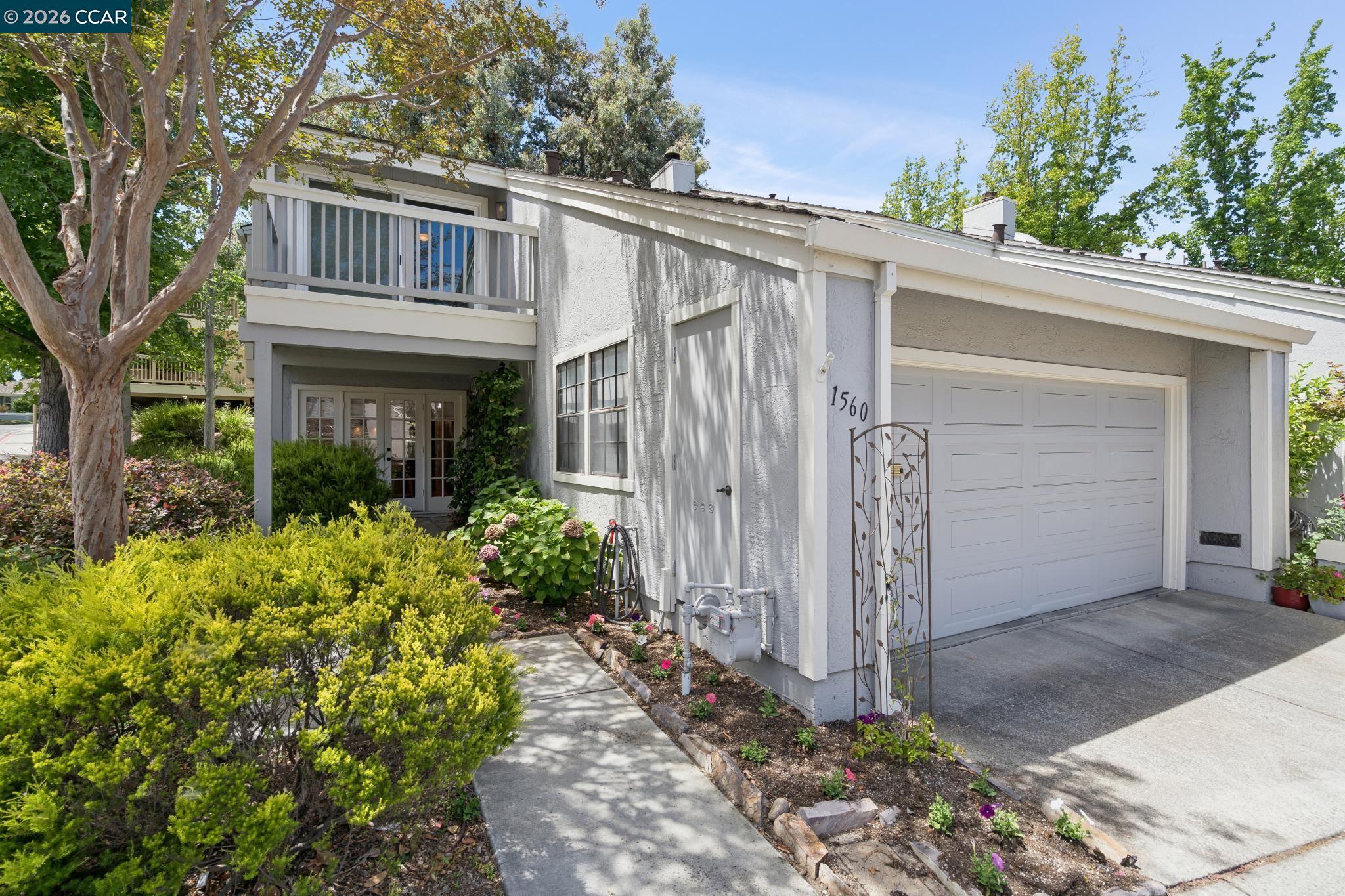 1560 Pyrenees Pl