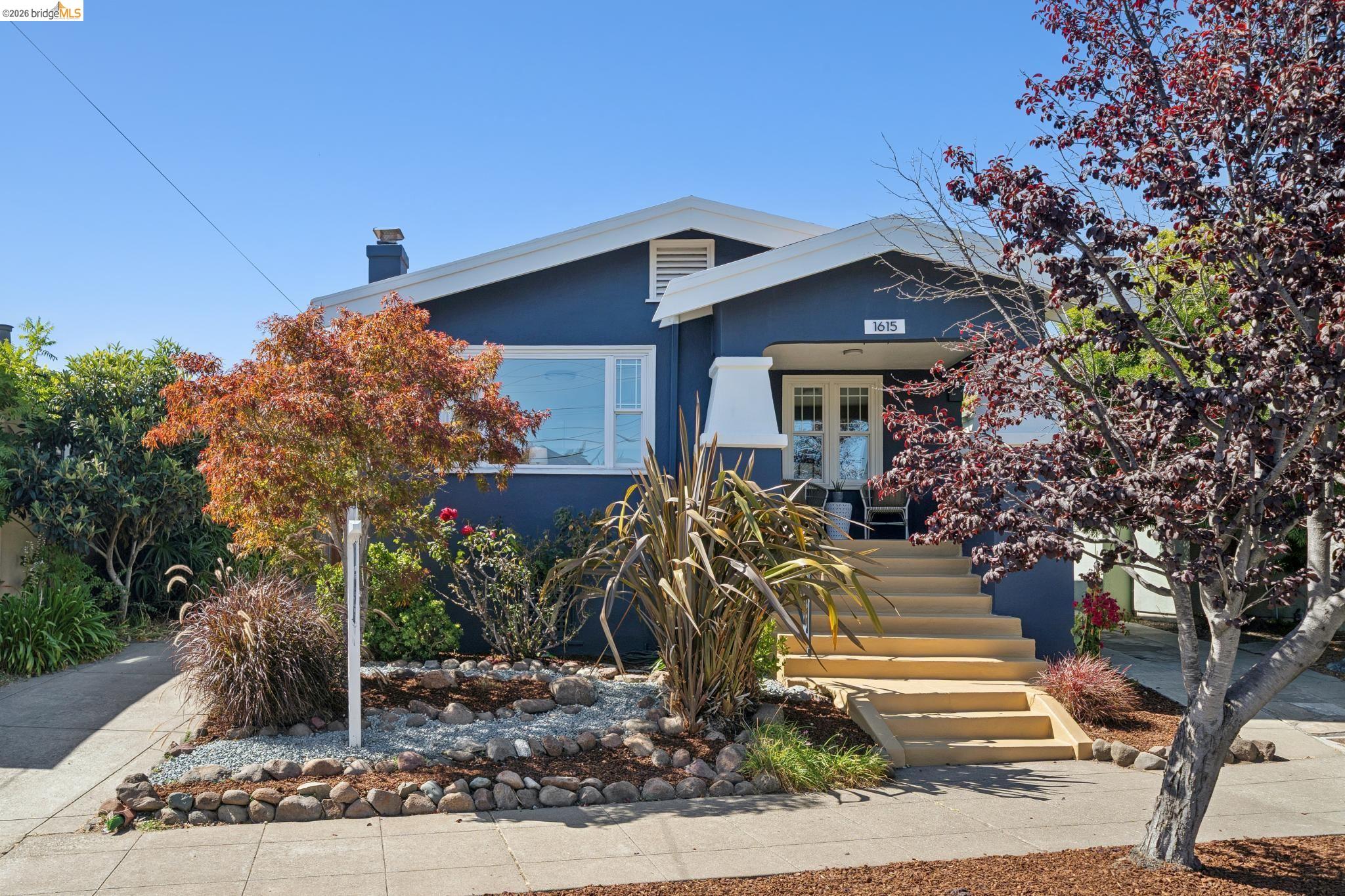 1615 Buena Ave