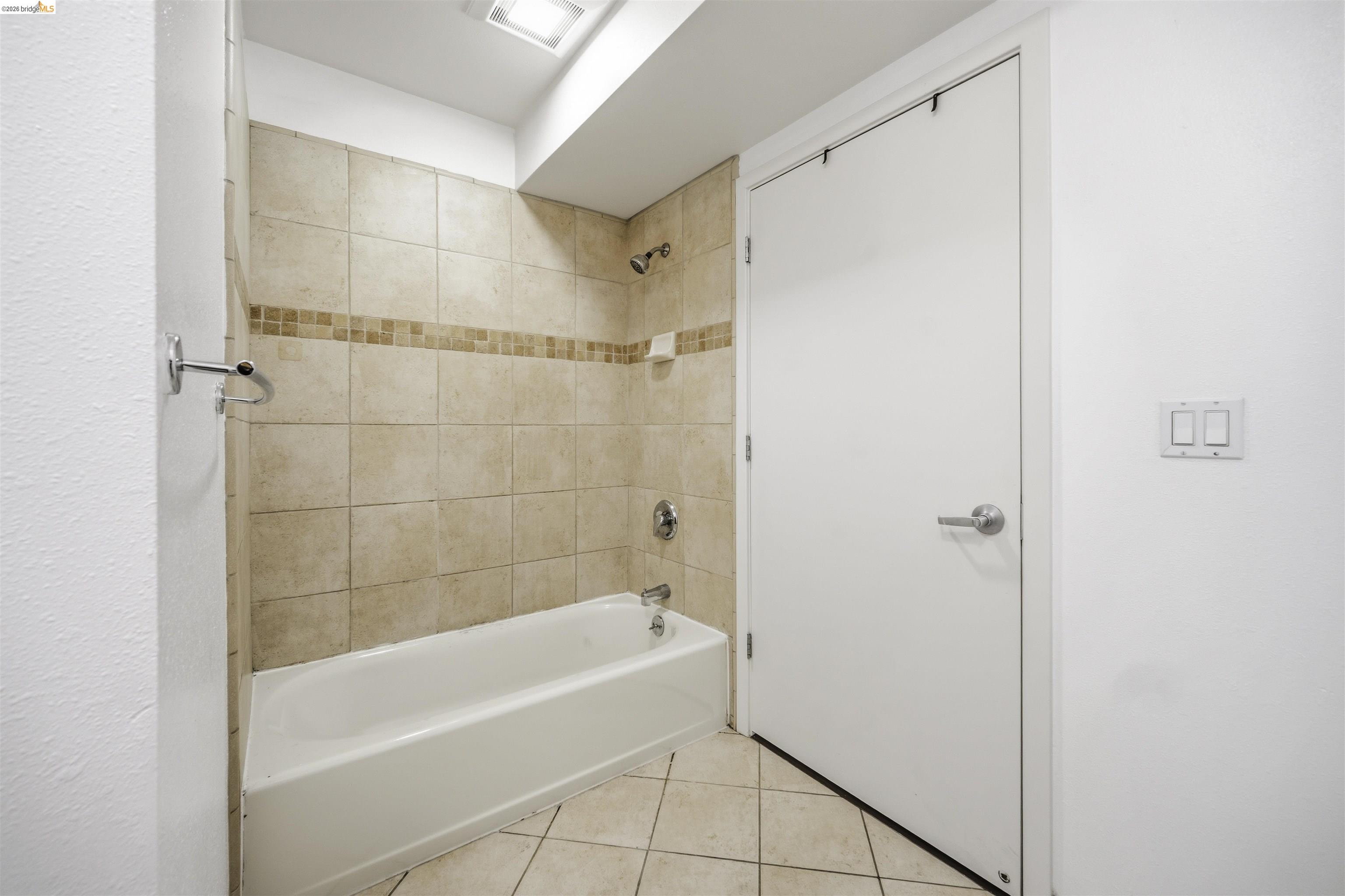 425 28th Street # 101B