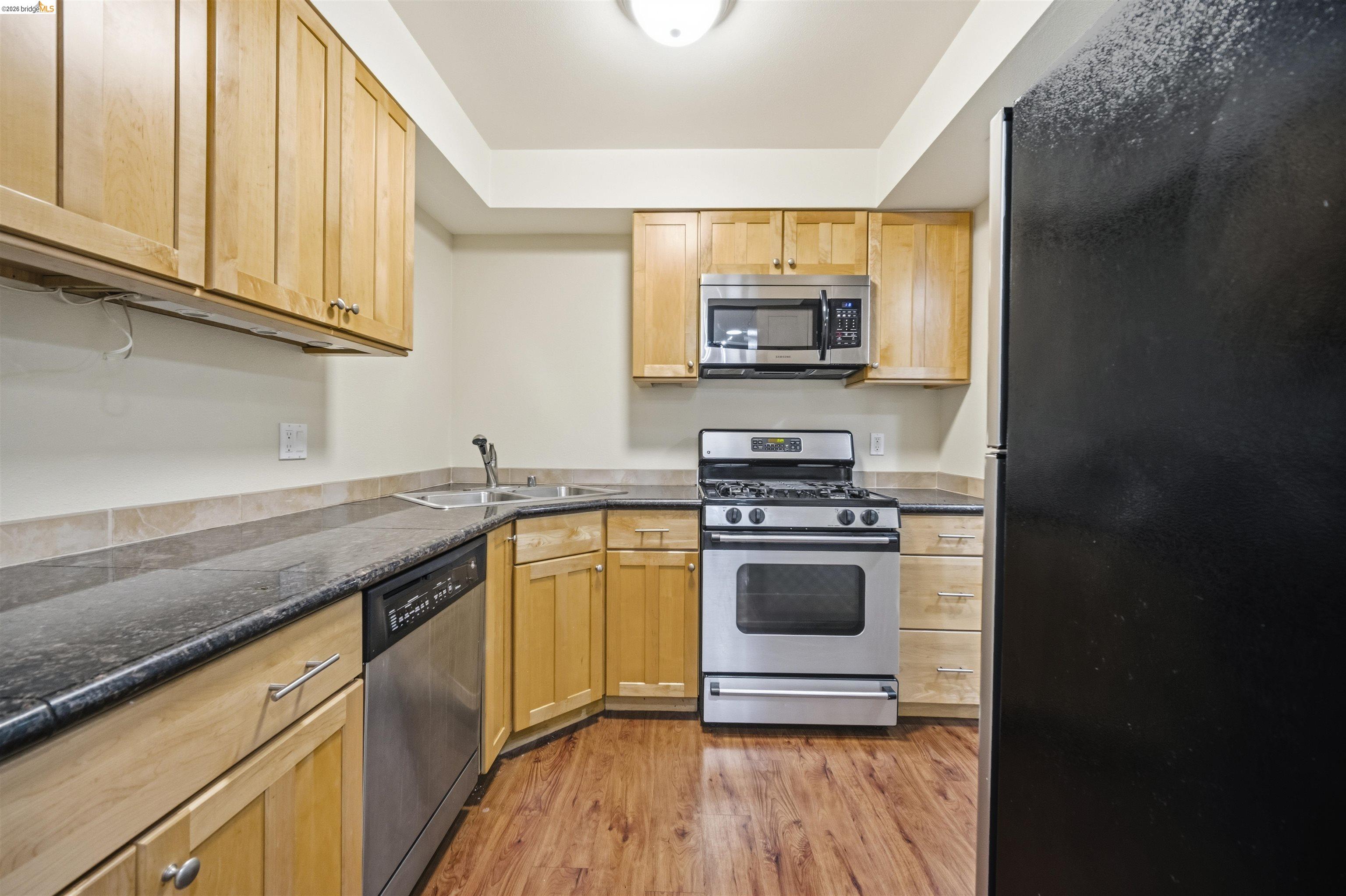 425 28th Street # 101B