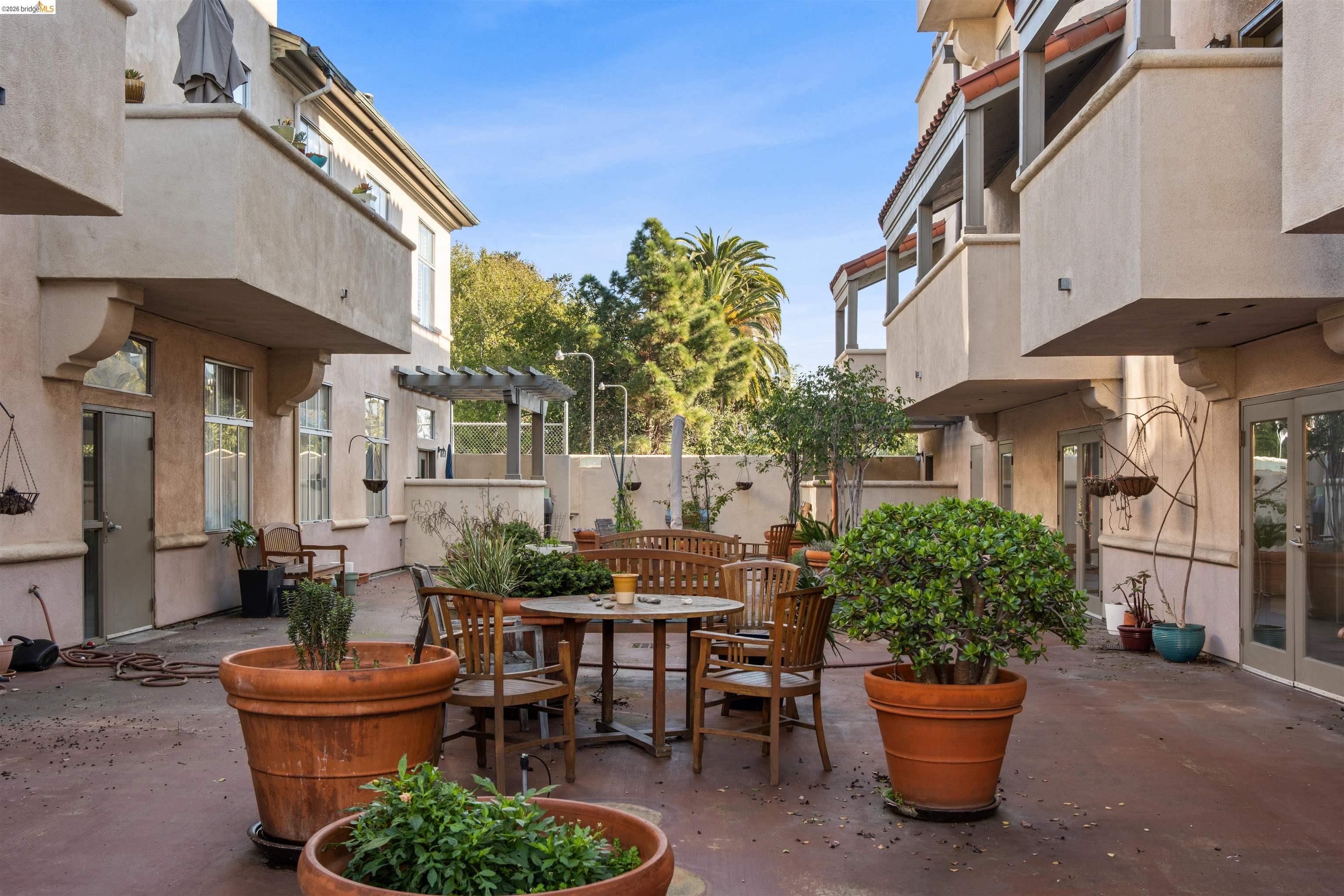 425 28th Street # 101B