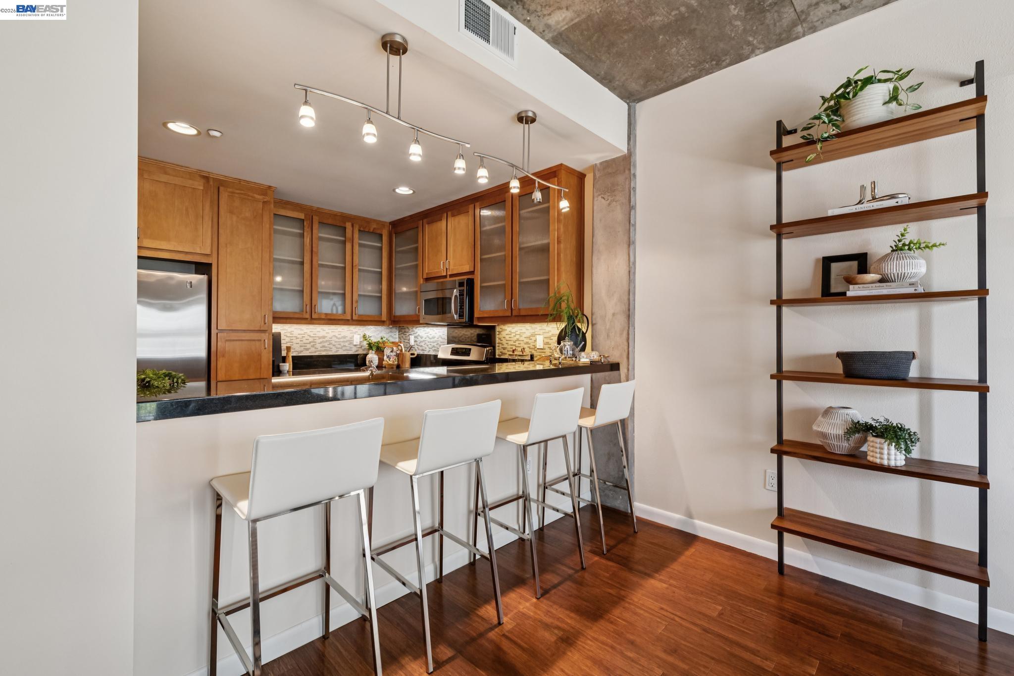 428 Alice St # 533