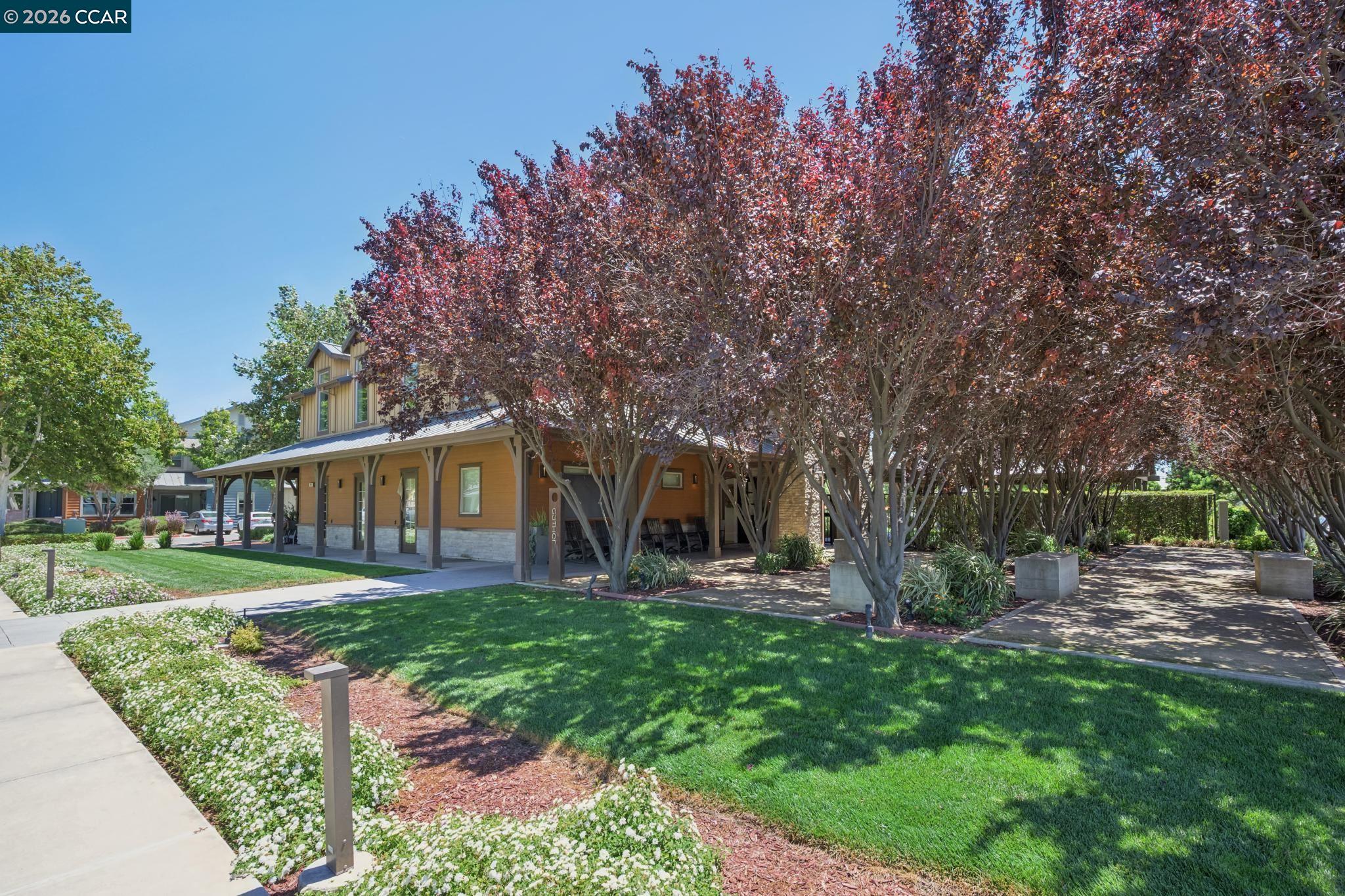 418 Persimmon Cmn # 2