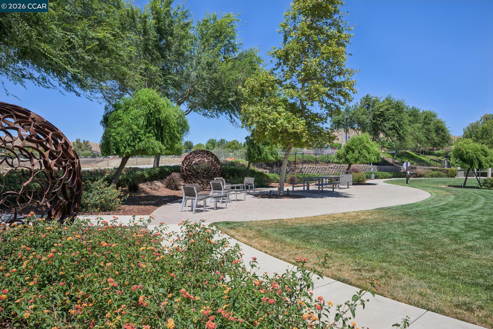 418 Persimmon Cmn # 2