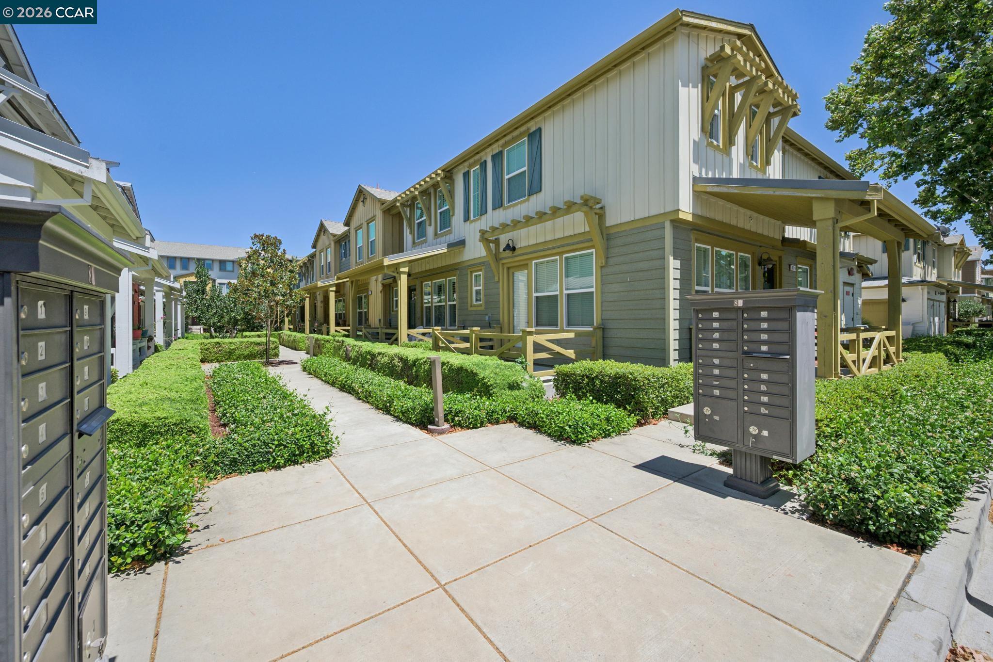 418 Persimmon Cmn # 2