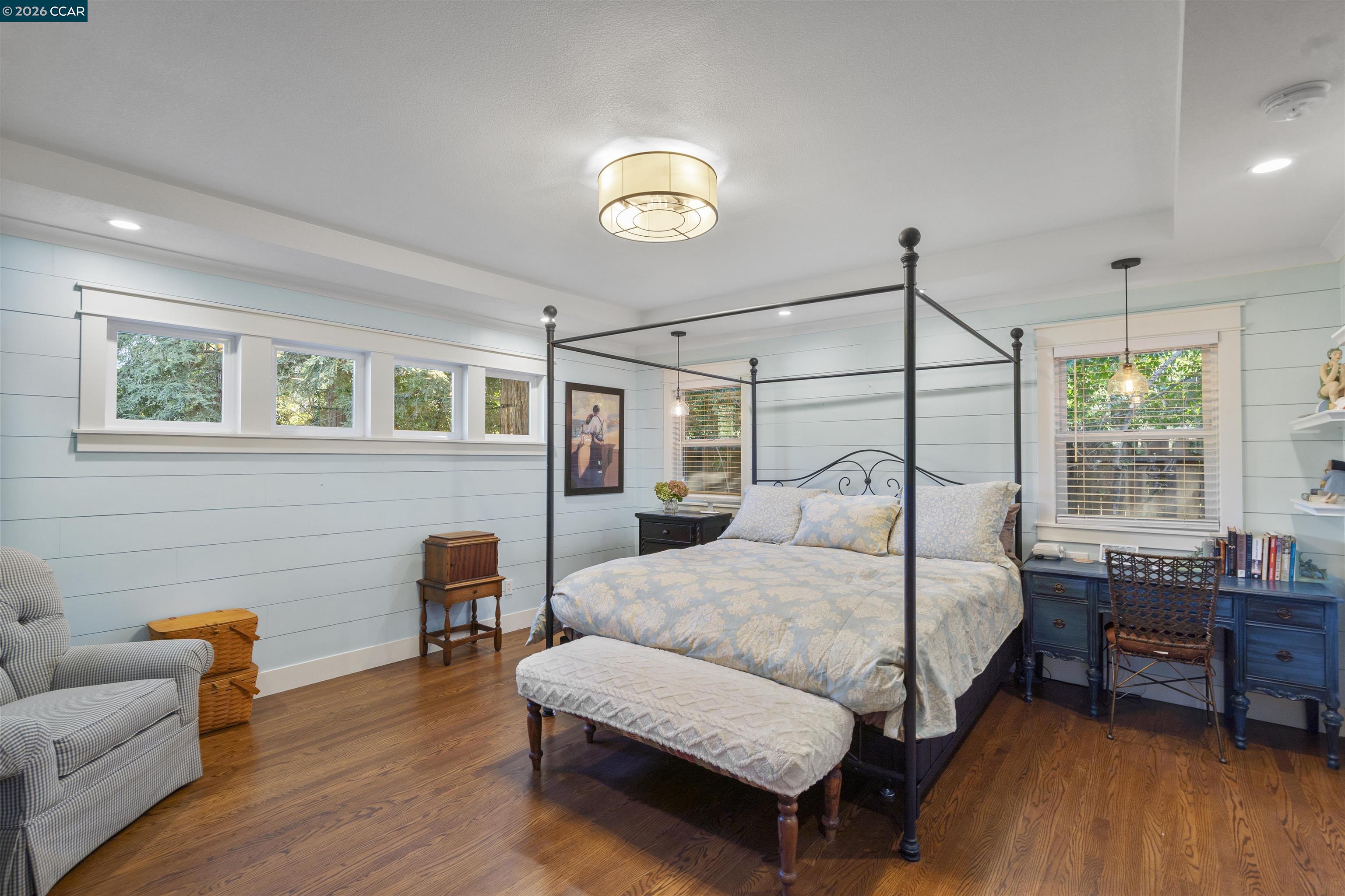 1224 Davis Ave
