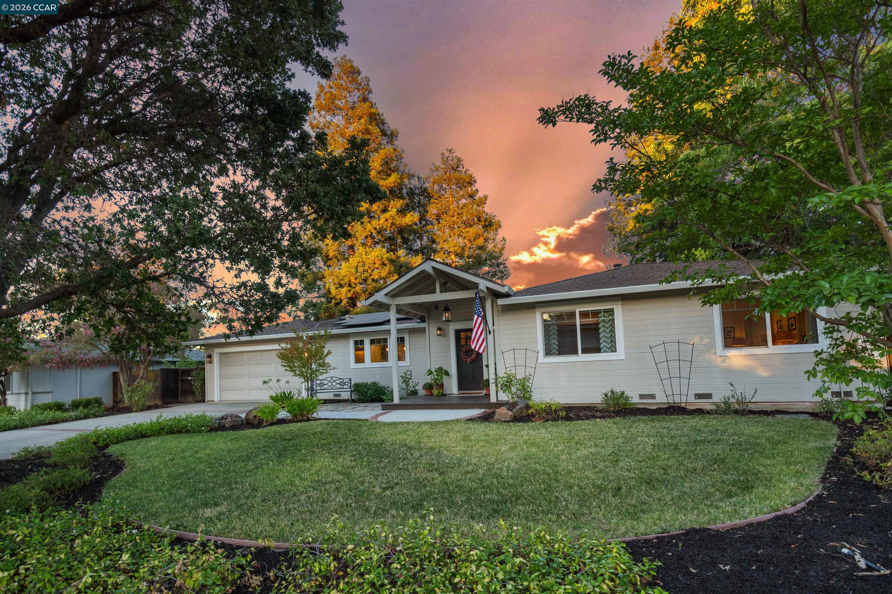 1224 Davis Ave
