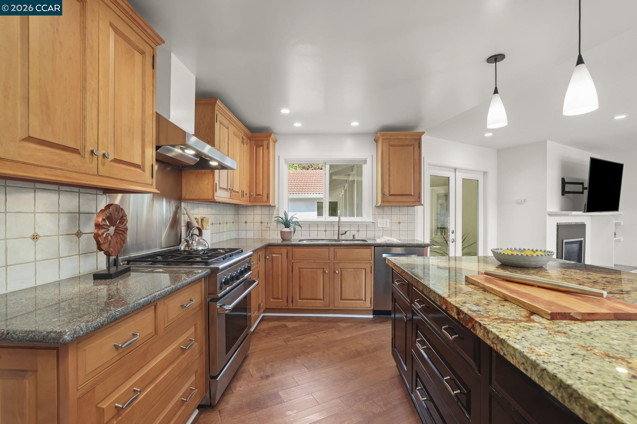 10 Darnby Ct