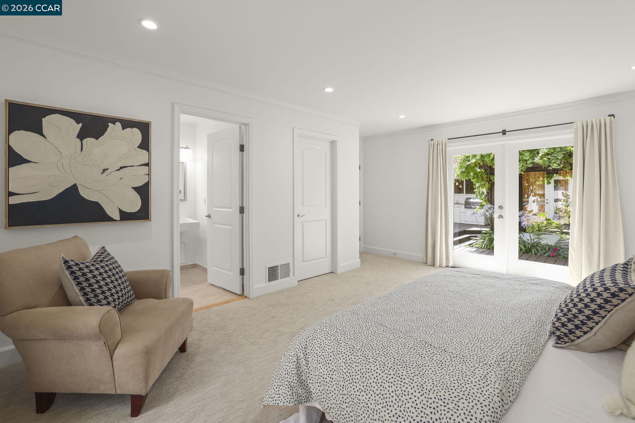 10 Darnby Ct