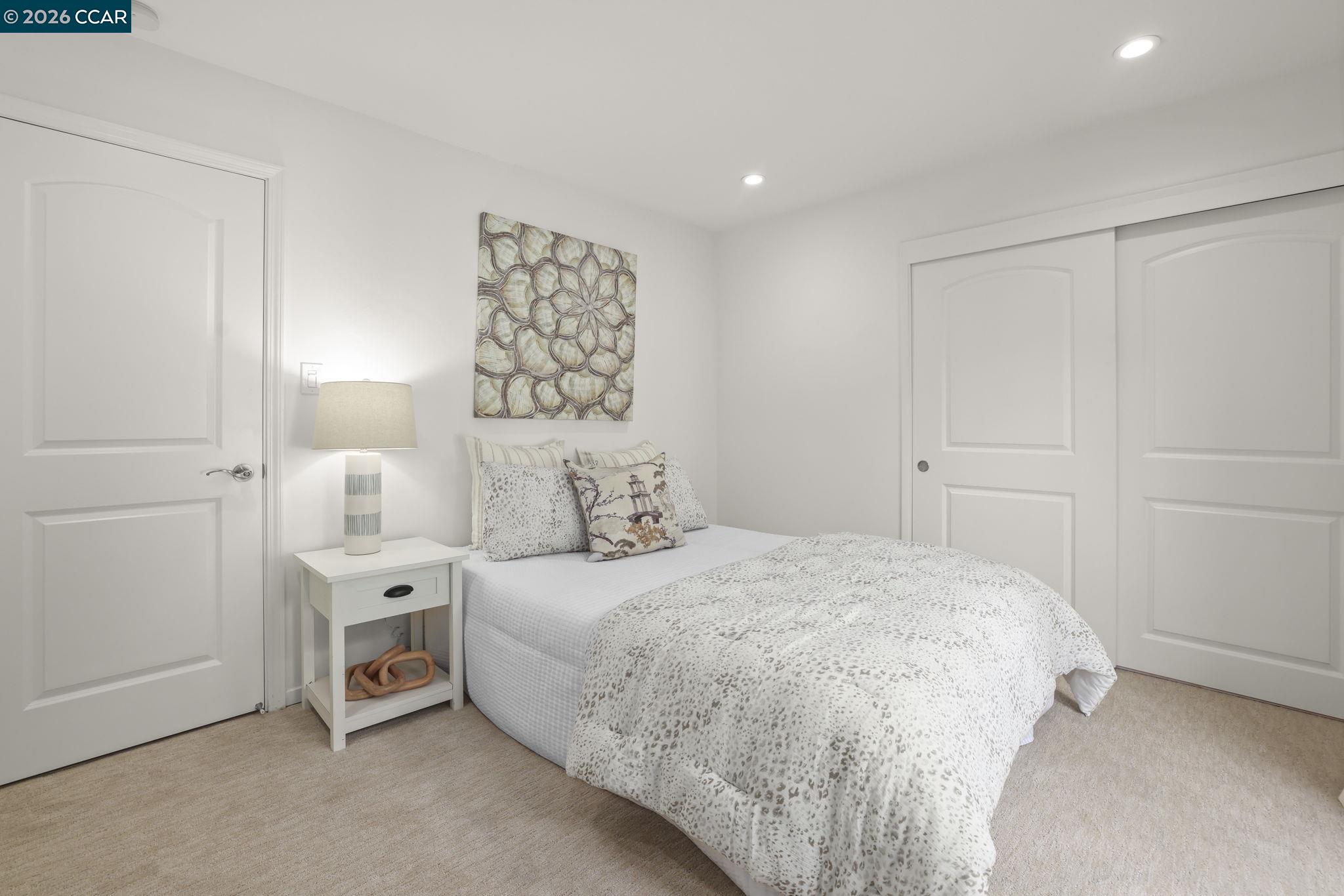 10 Darnby Ct