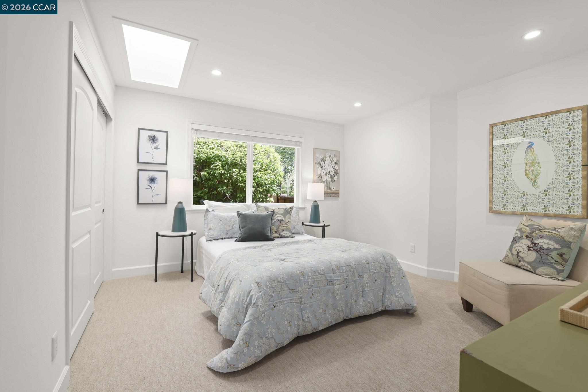 10 Darnby Ct