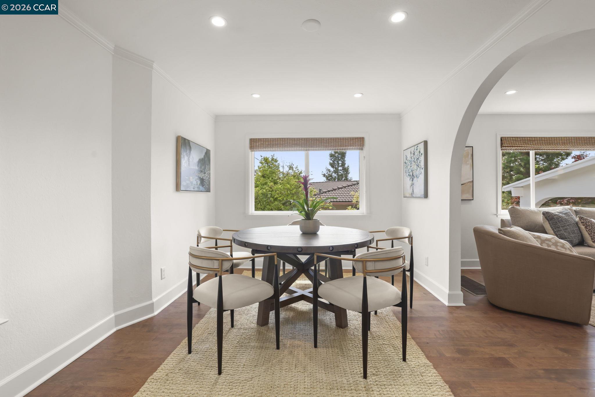 10 Darnby Ct