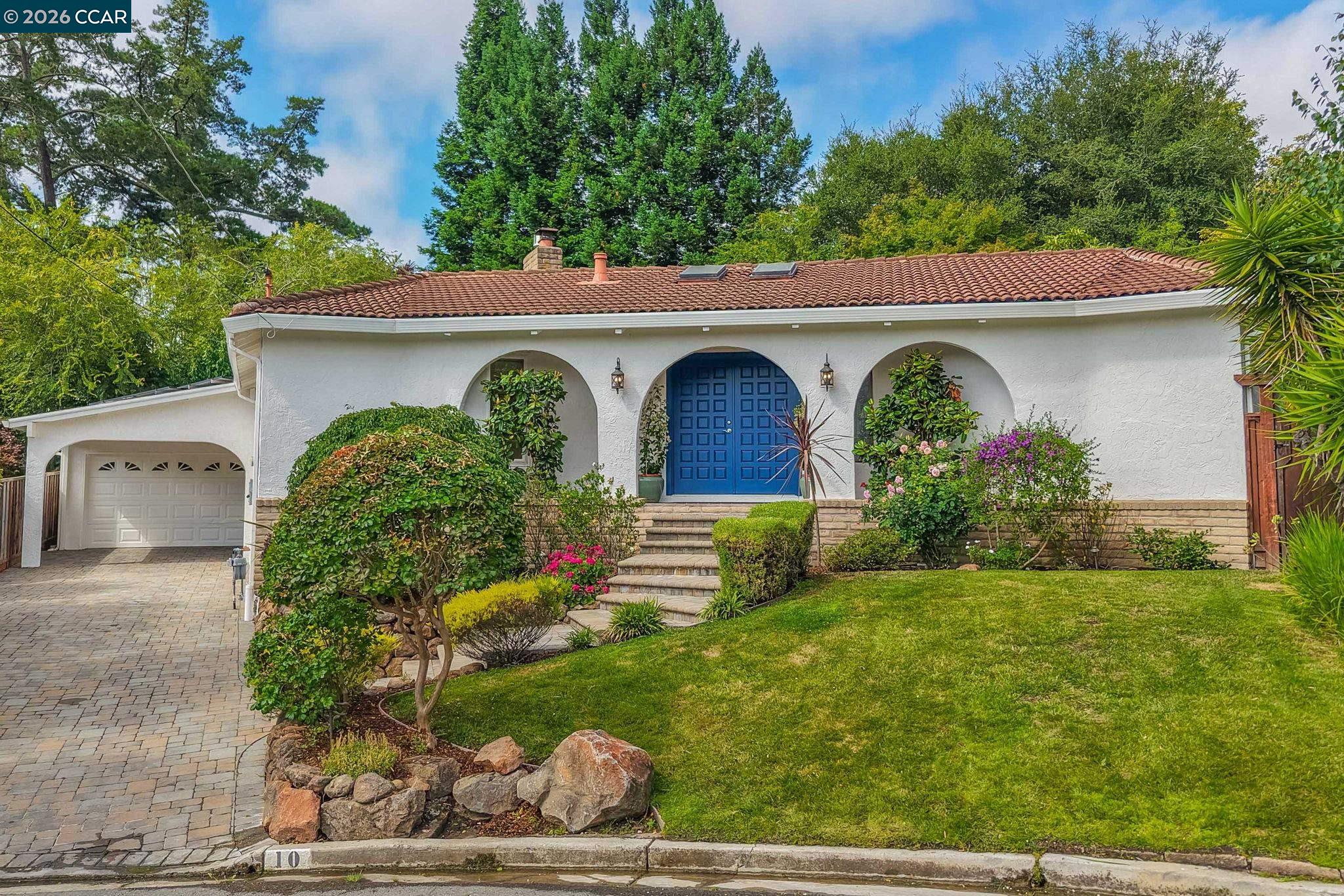 10 Darnby Ct
