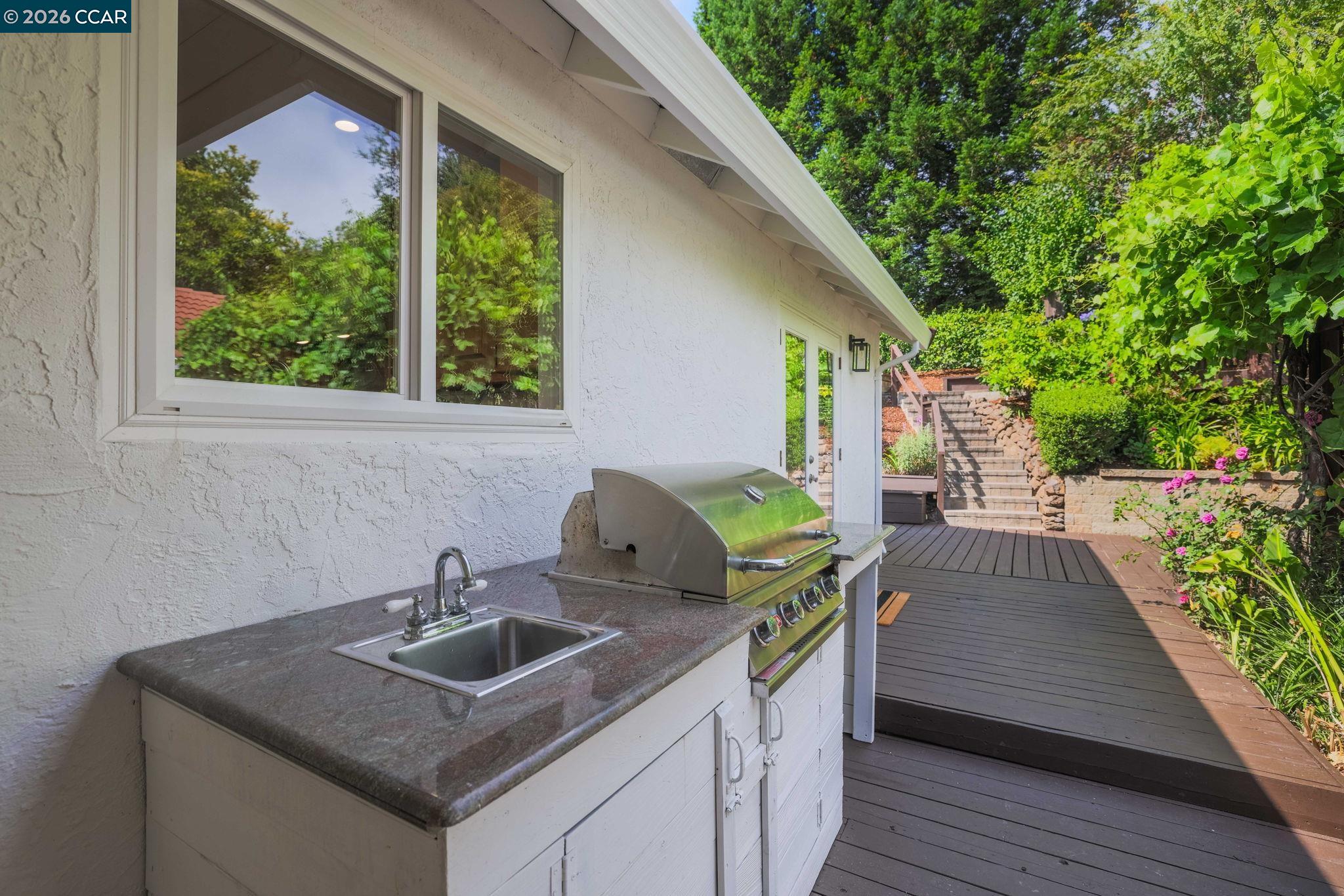 10 Darnby Ct