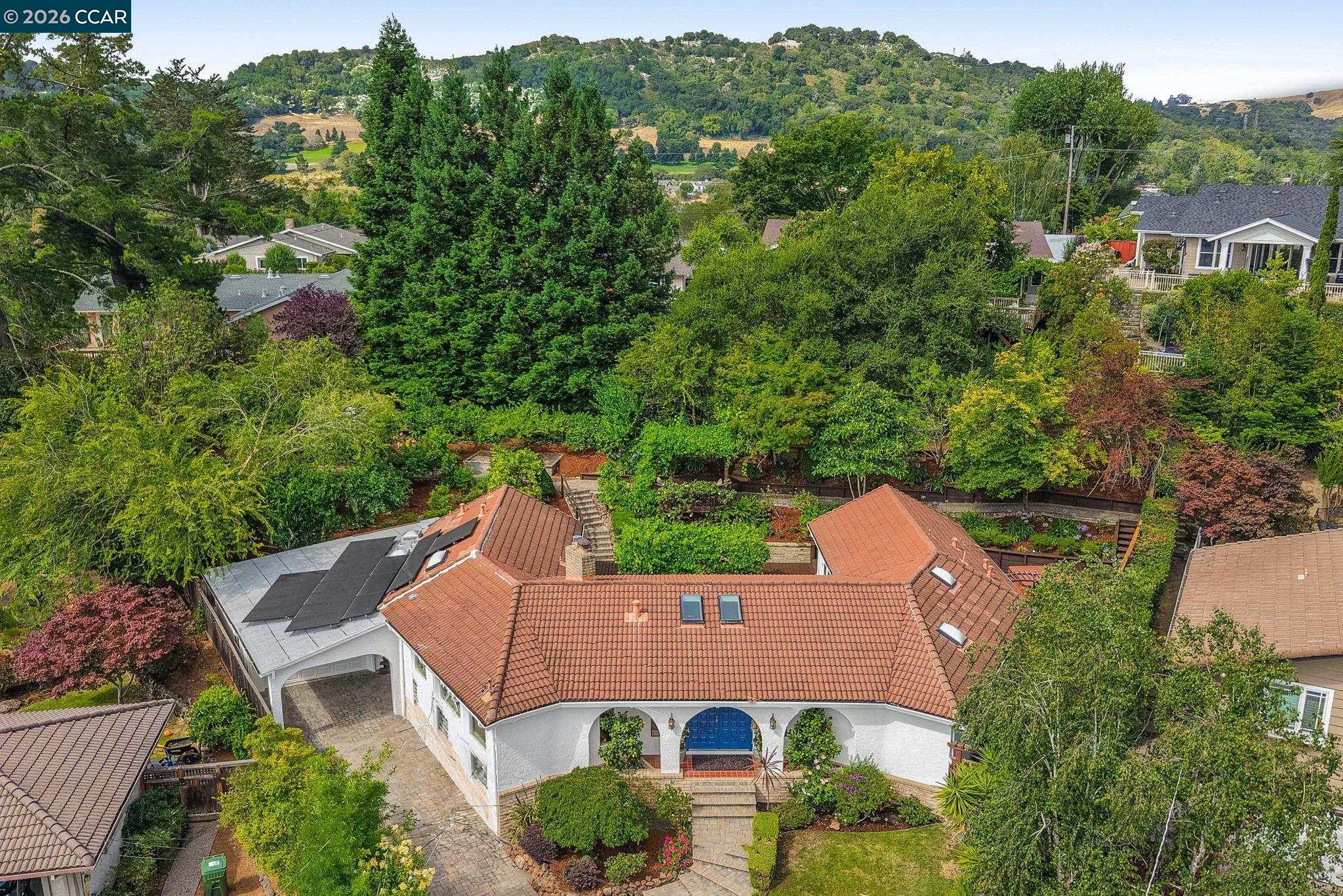 10 Darnby Ct