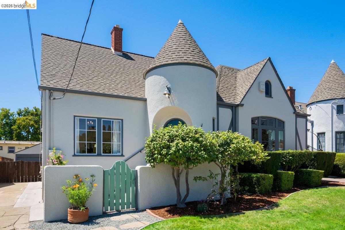 5801 S Picardy