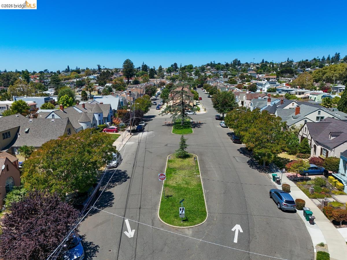 5801 S Picardy
