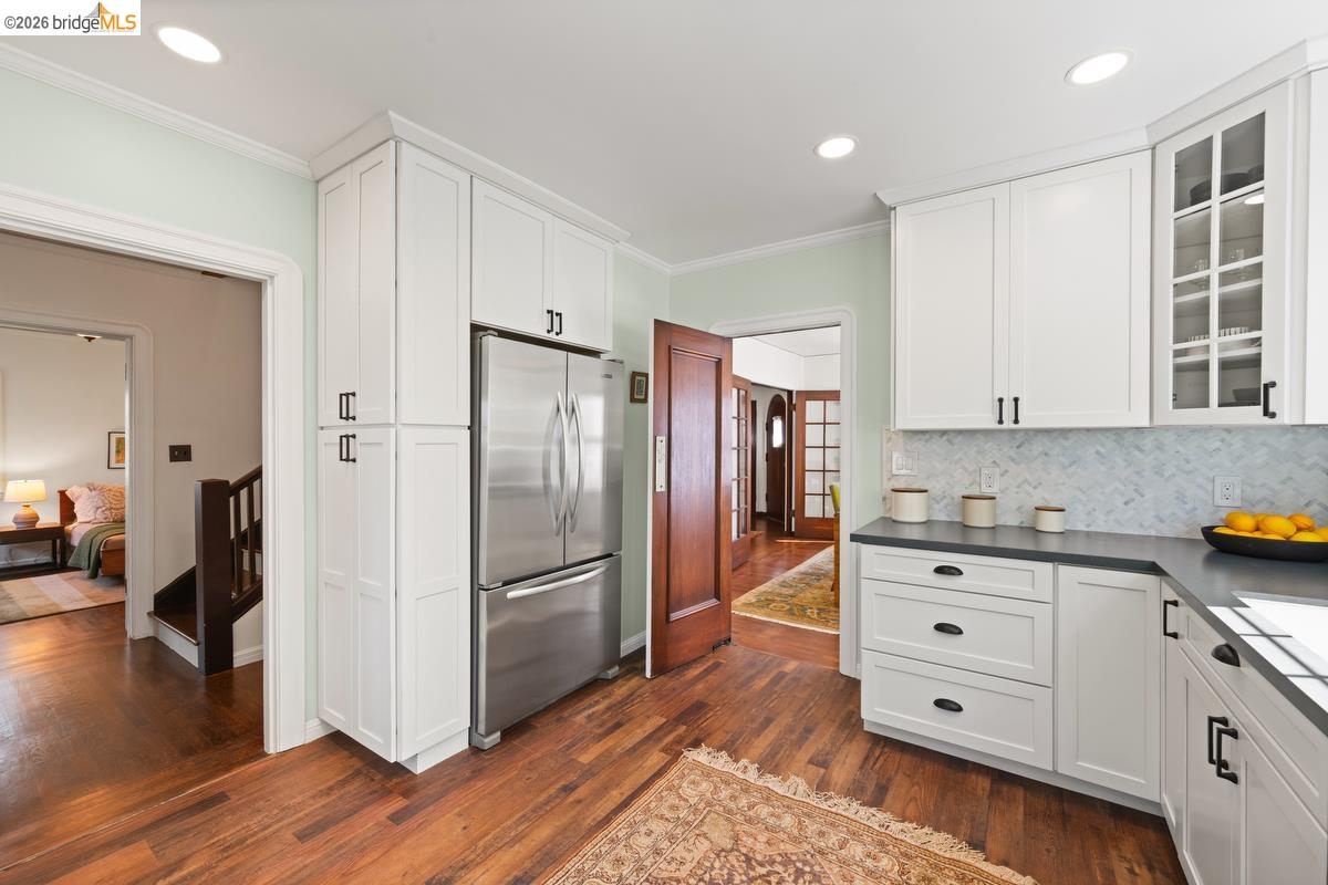 5801 S Picardy