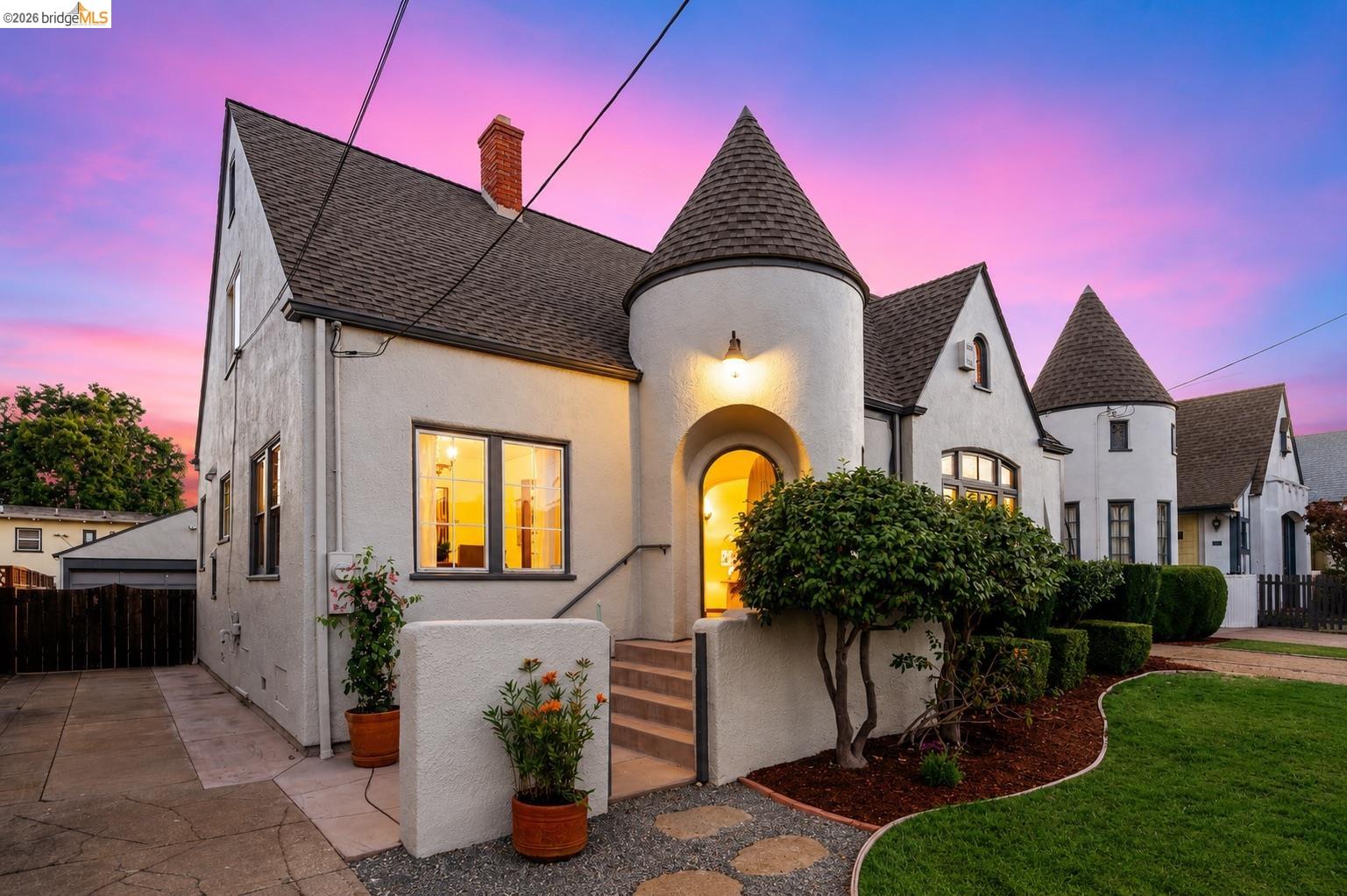 5801 S Picardy