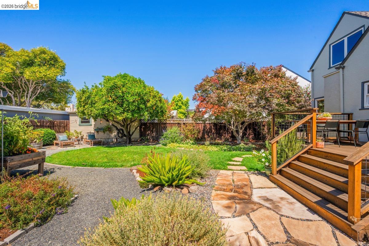 5801 S Picardy