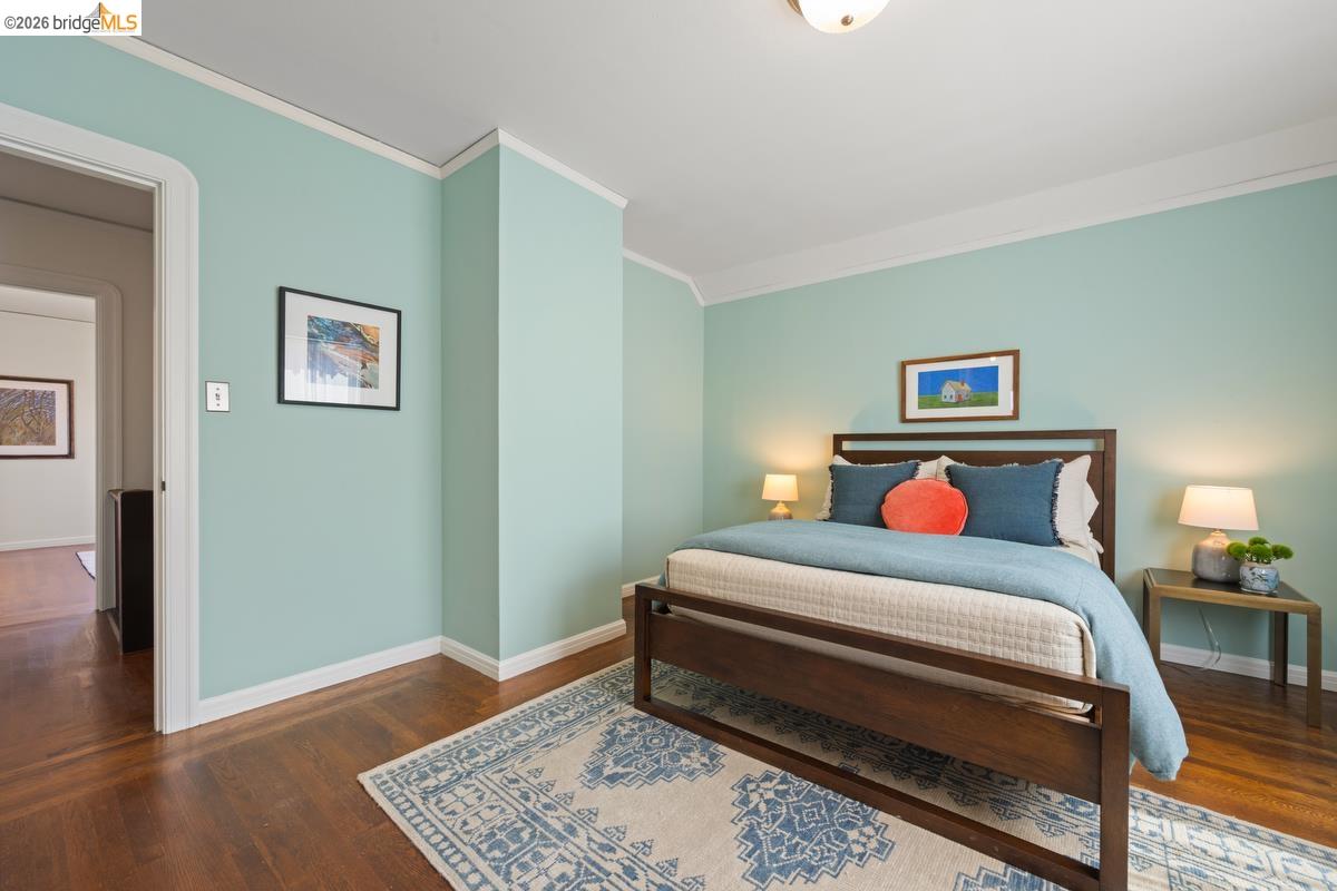 5801 S Picardy