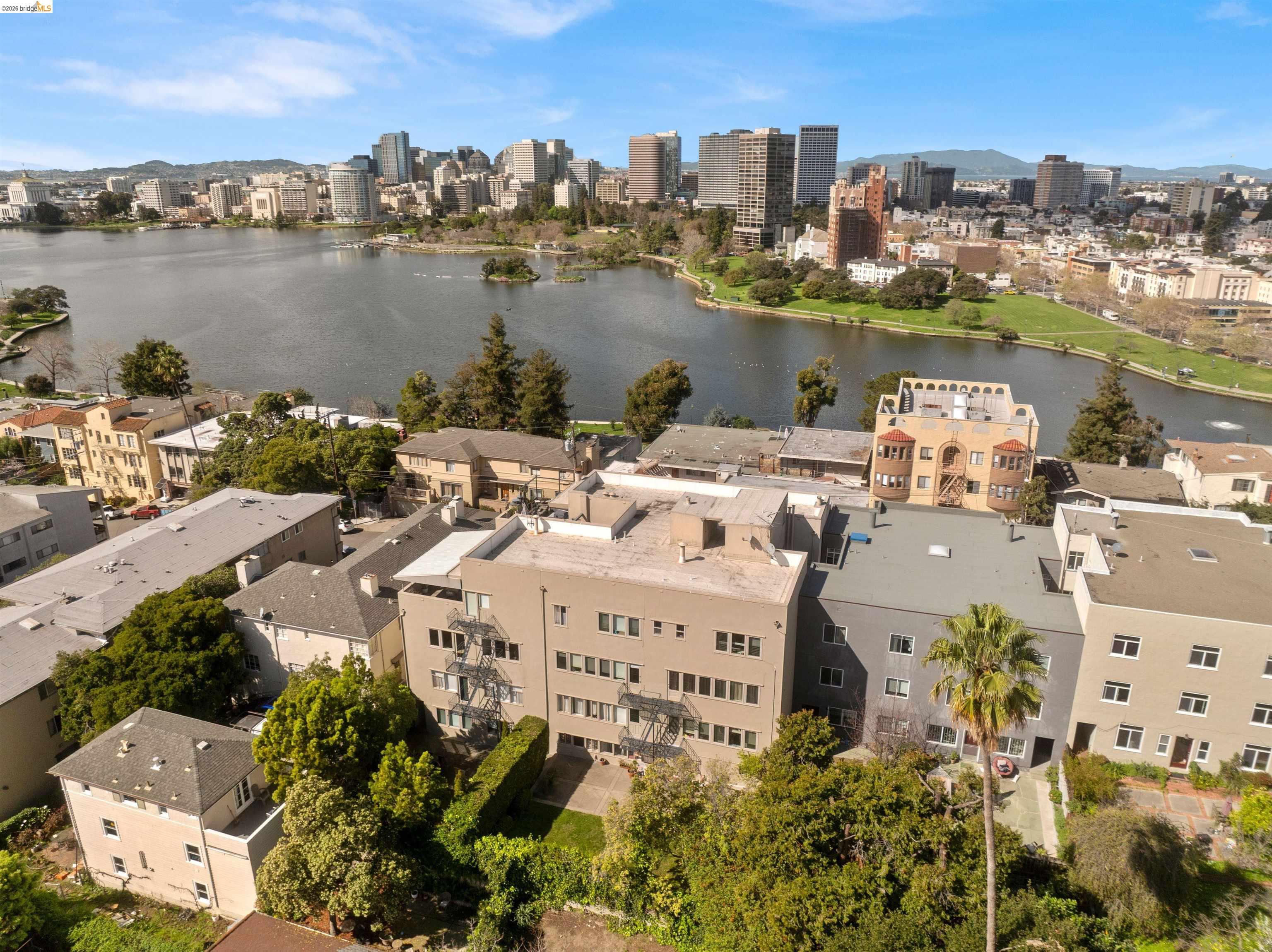 474 Merritt Ave # 7