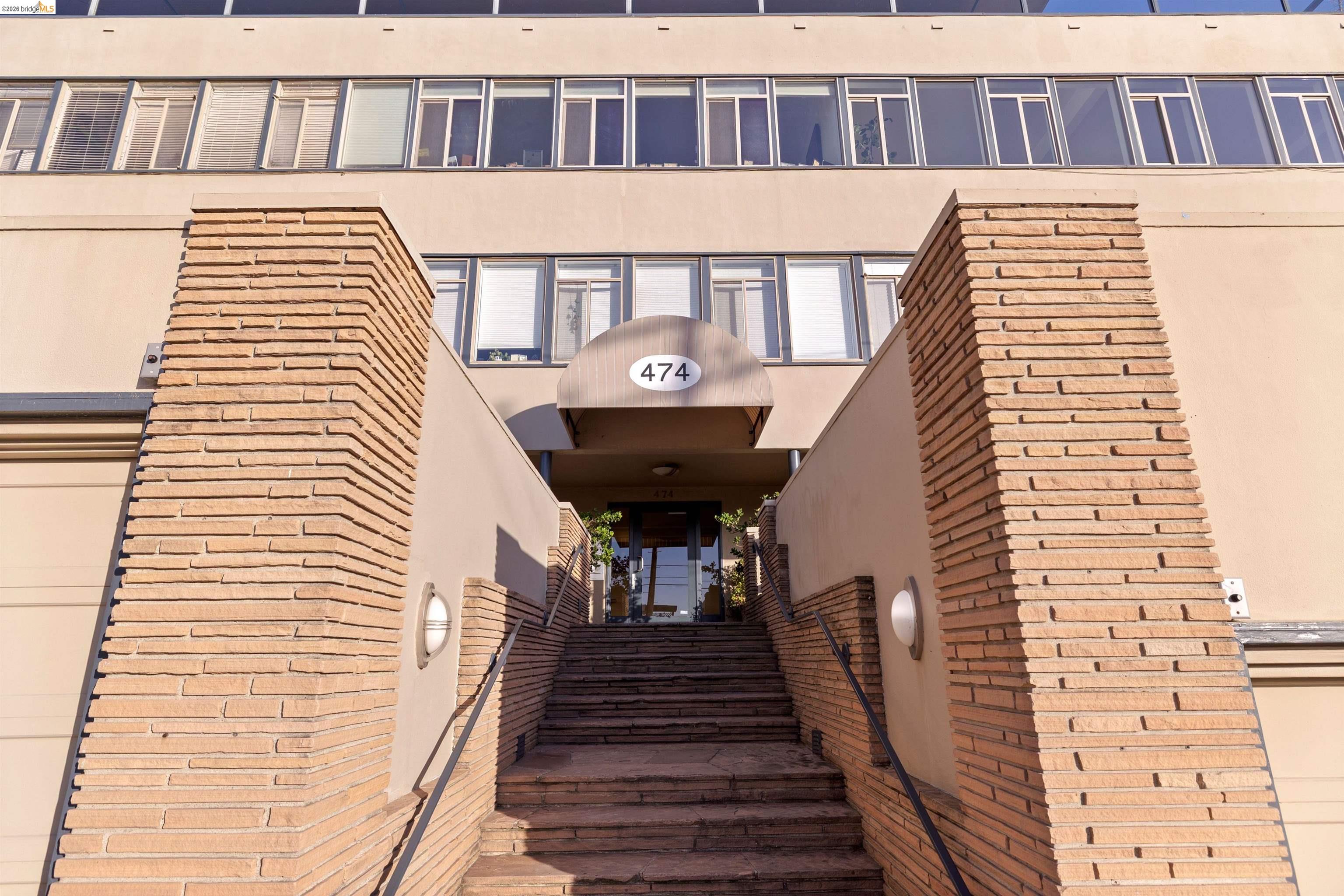 474 Merritt Ave # 7
