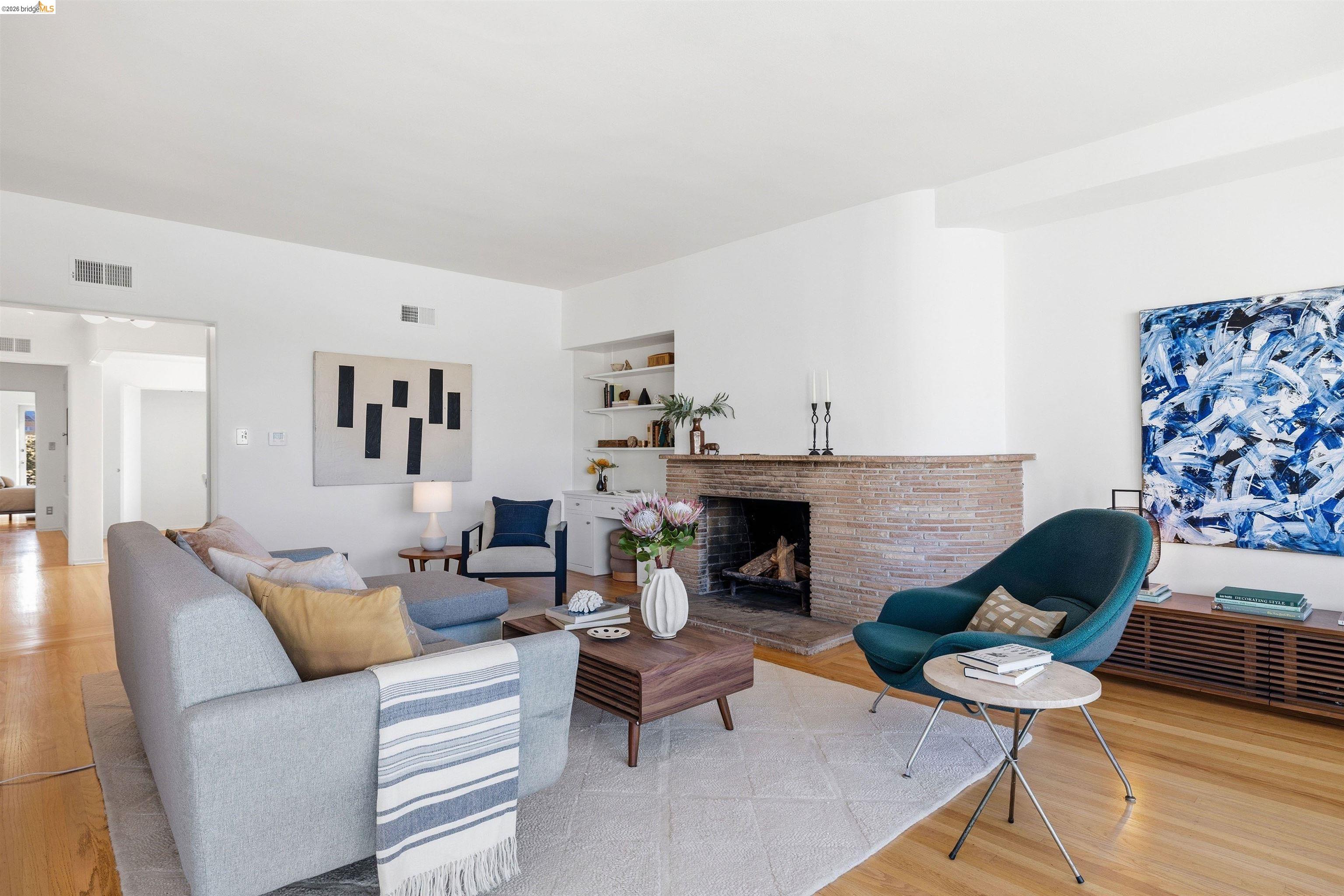 474 Merritt Ave # 7