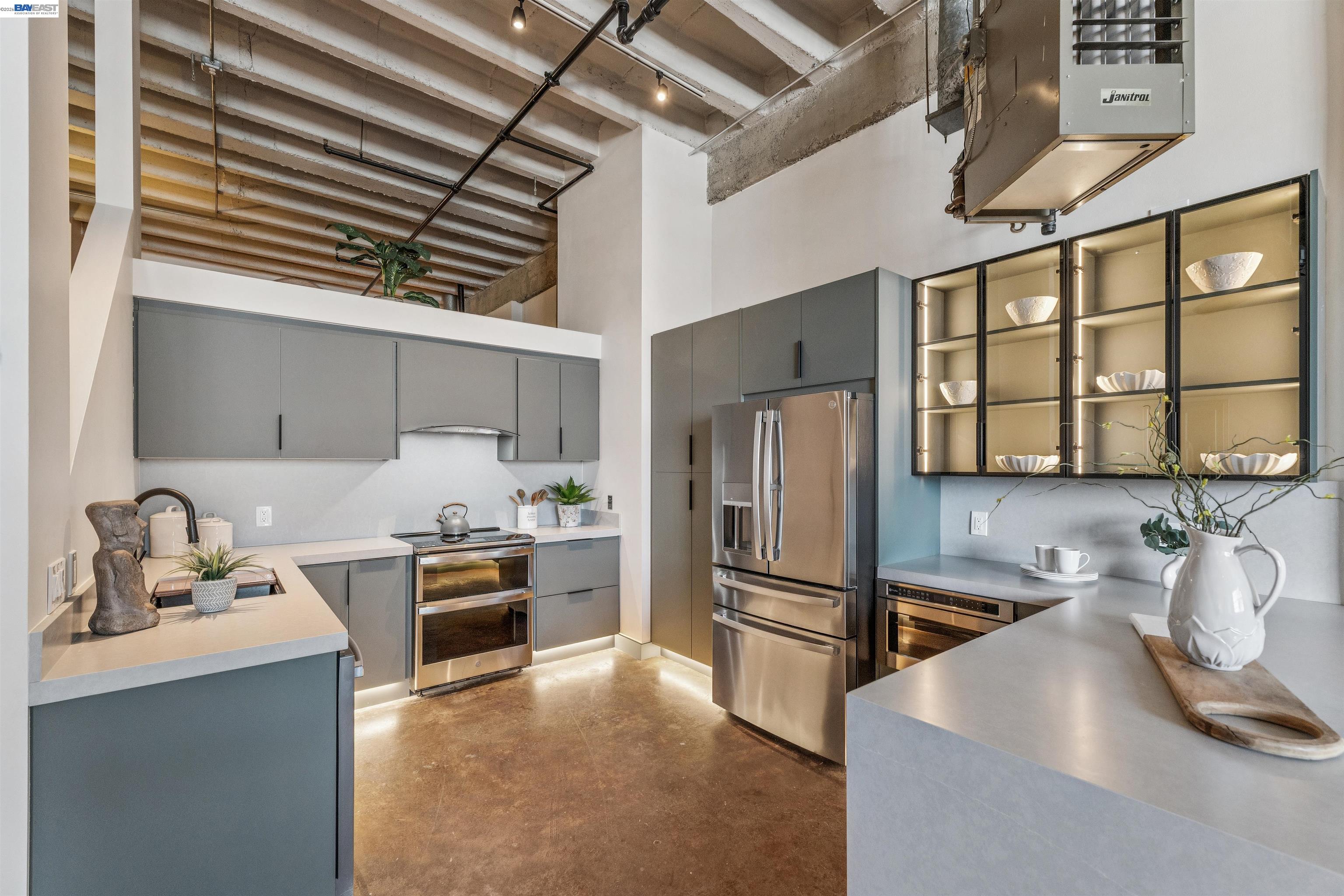 247 Fourth Street # 405