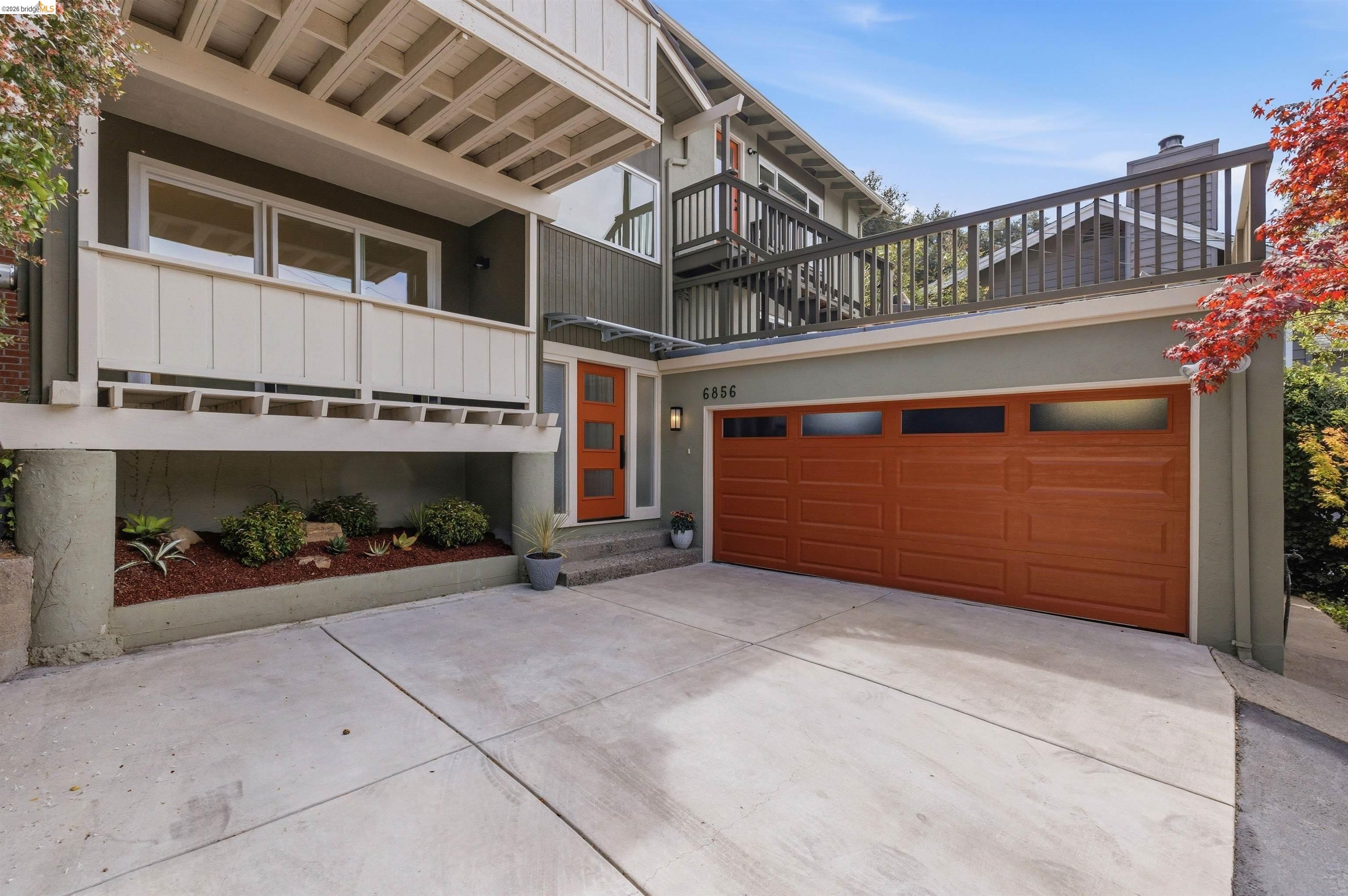 6856 Armour Dr