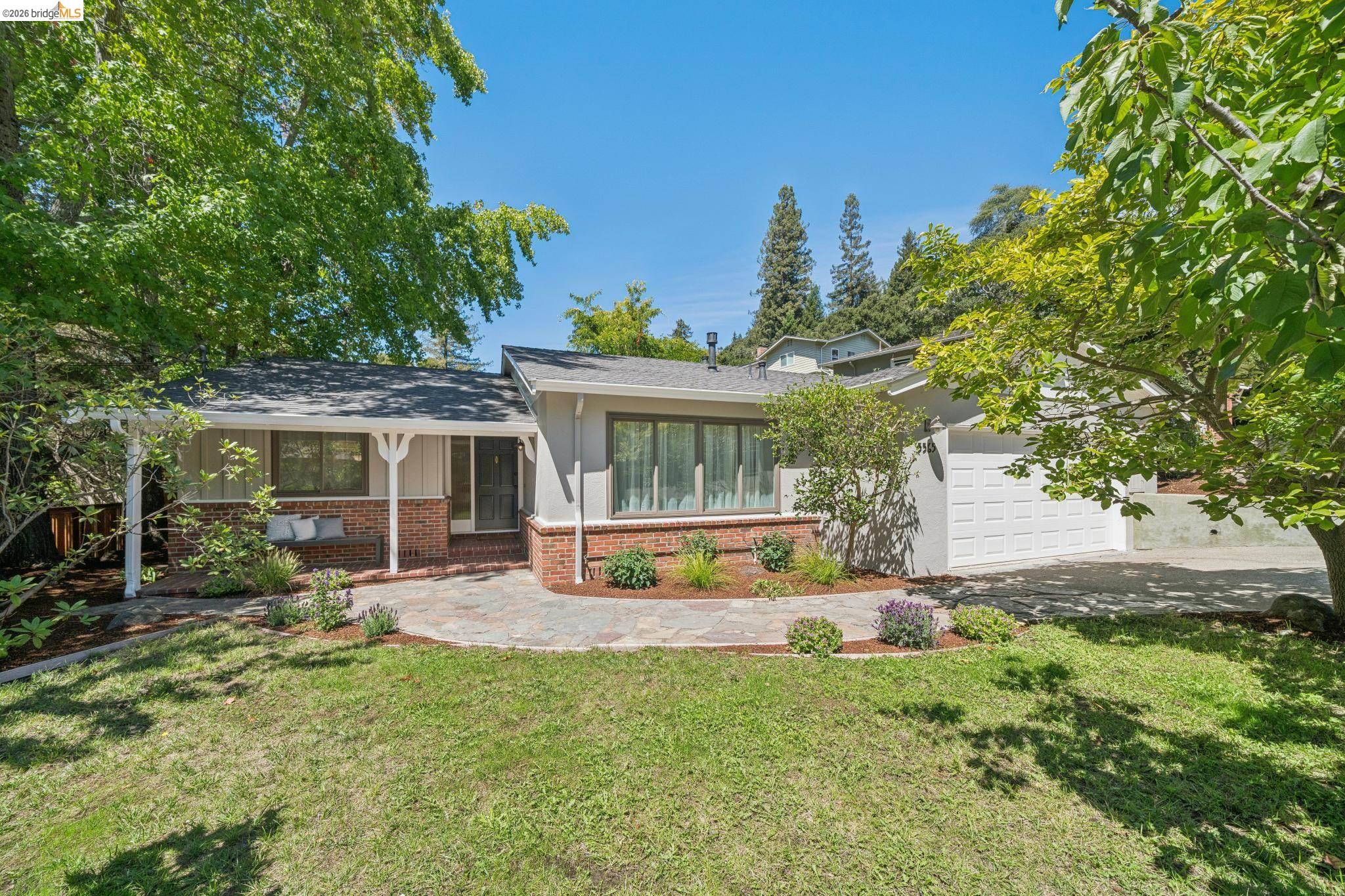 5565 Florence Ter