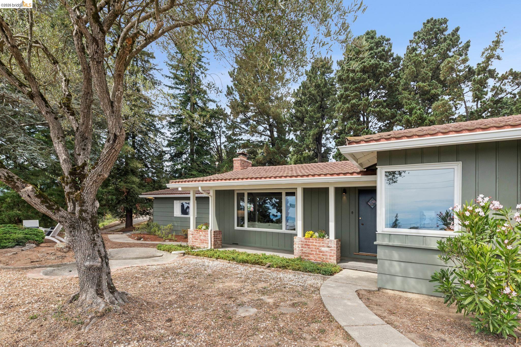 13474 Skyline Blvd
