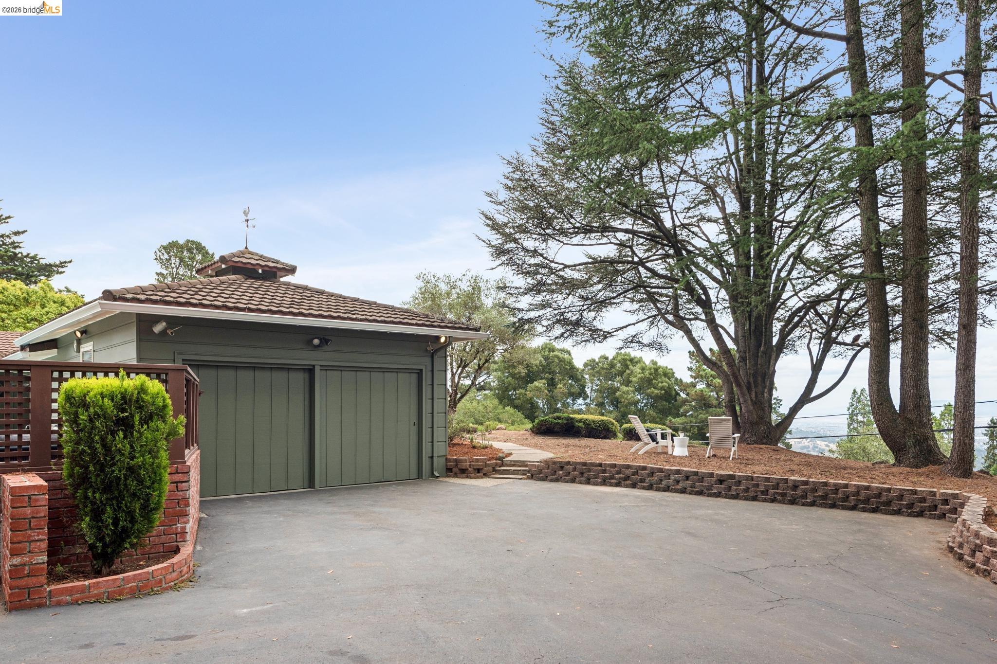 13474 Skyline Blvd